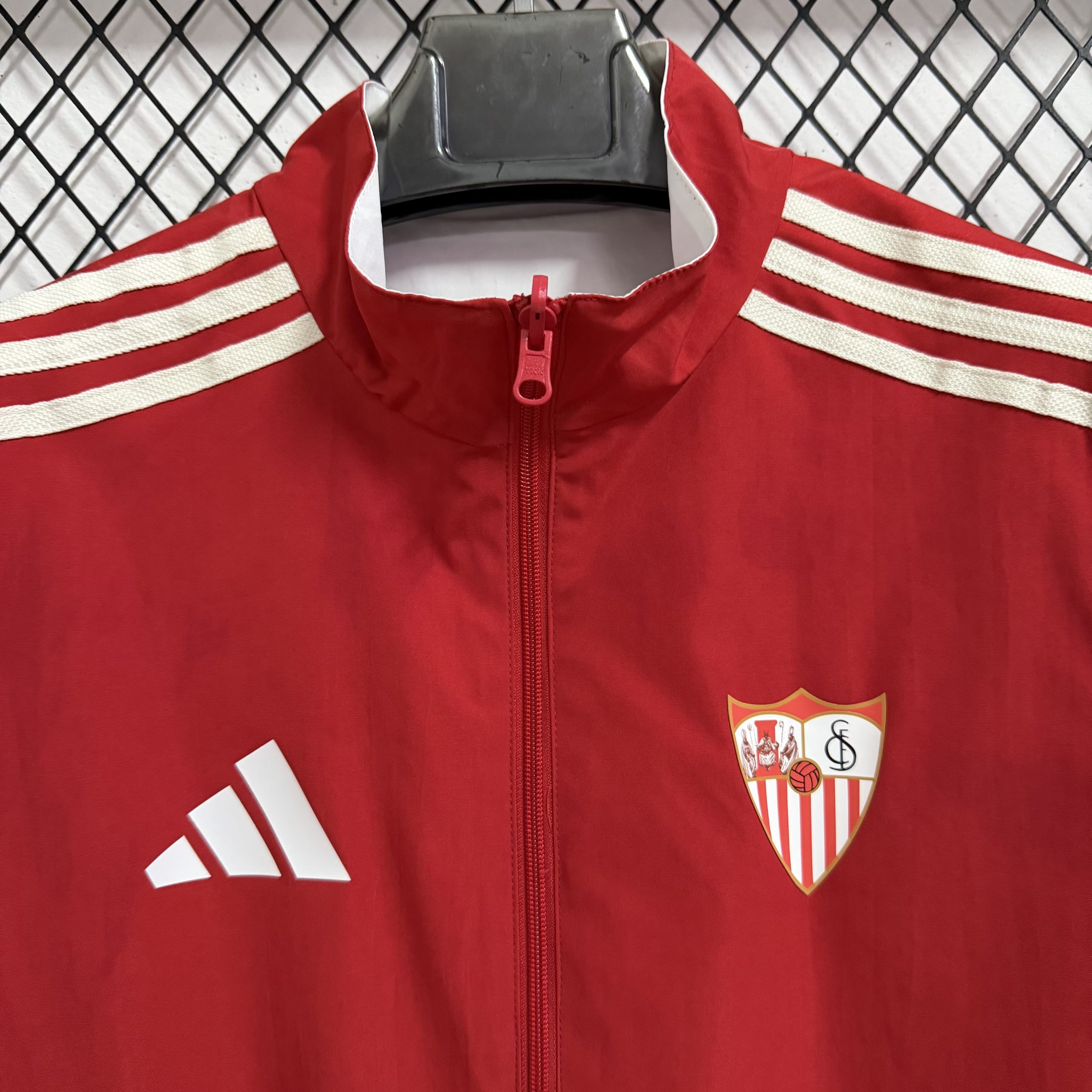2026 Sevilla Reversible Windbreaker - Image 4