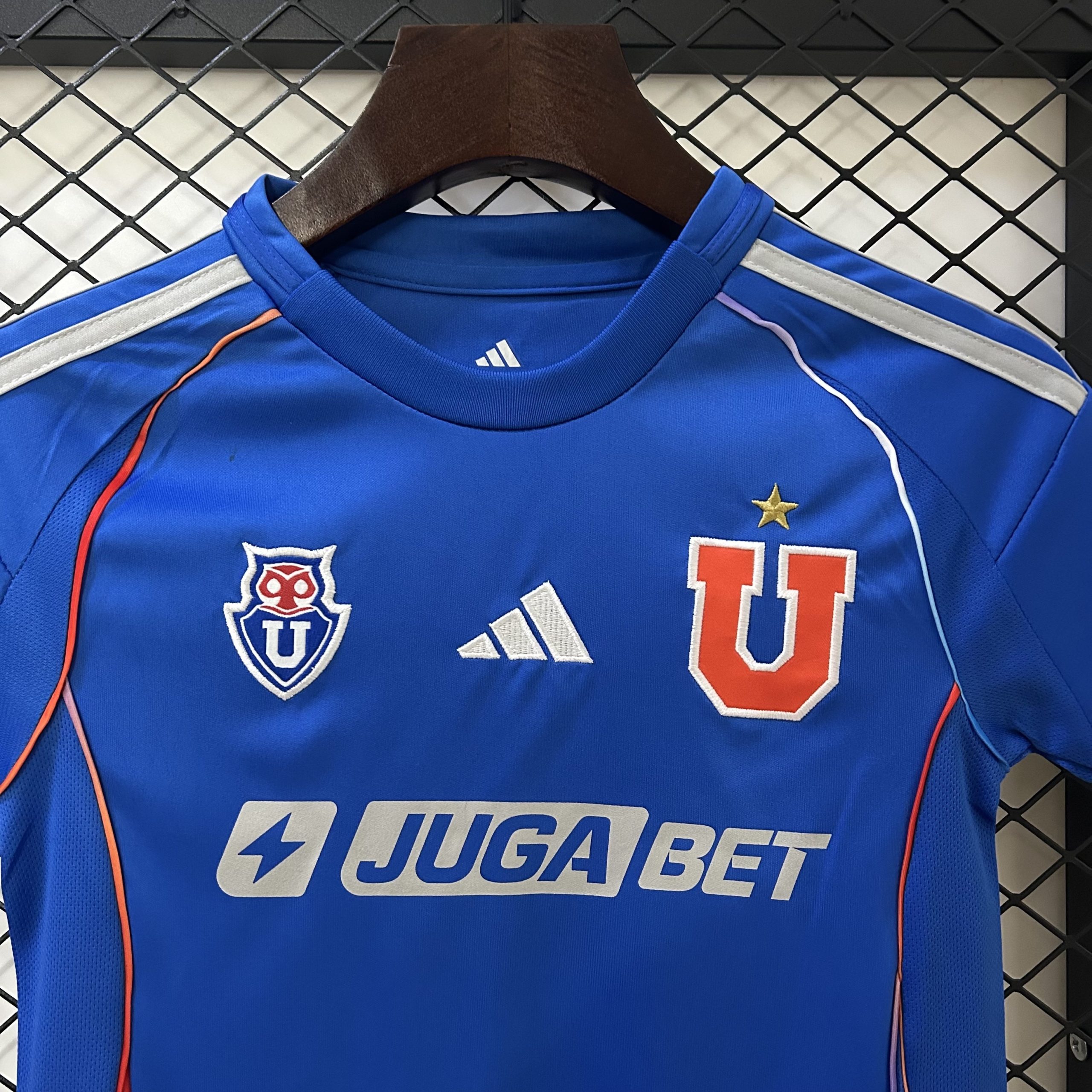 2025/26 Club Universidad De Chile Home Kids Kit - Image 3