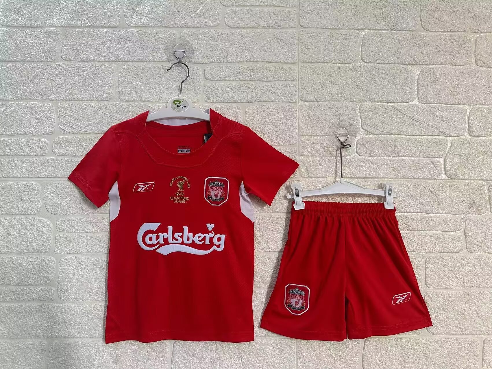Liverpool 2004/05 Champions League Home Kids Kit - Image 4