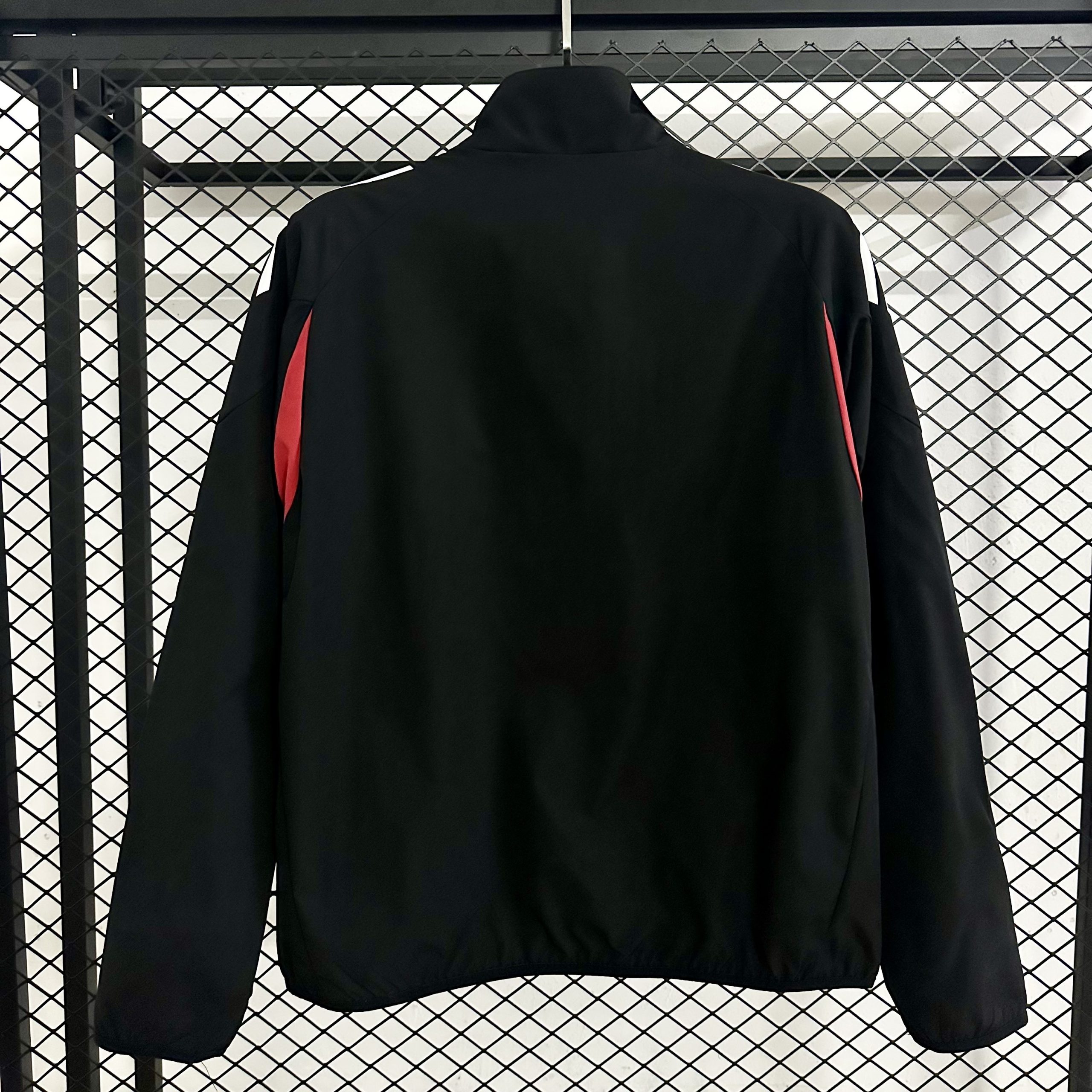 SL Benfica 2026 Windbreaker - Image 2