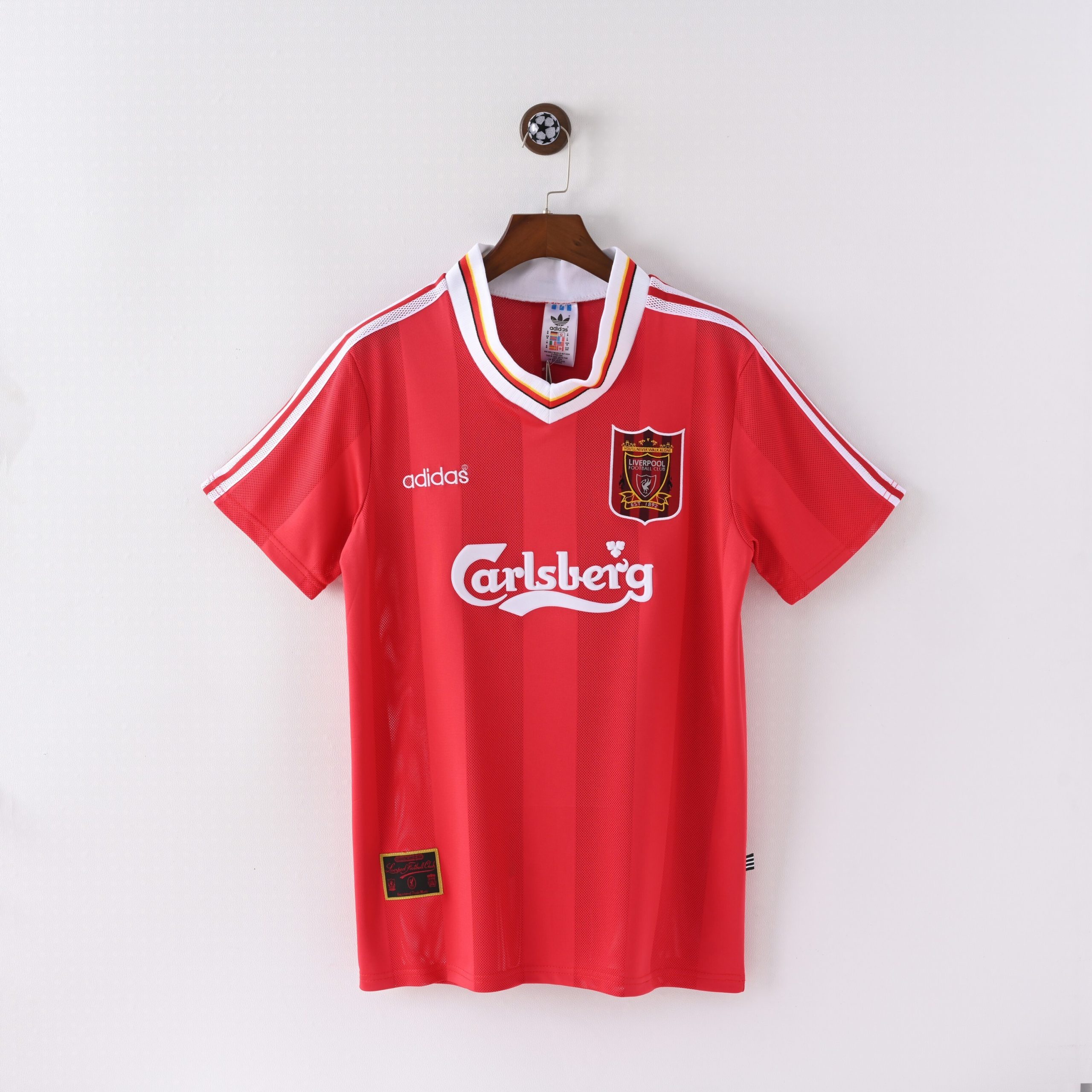 Liverpool 1995/96 Home Retro Jersey (Fan Version)