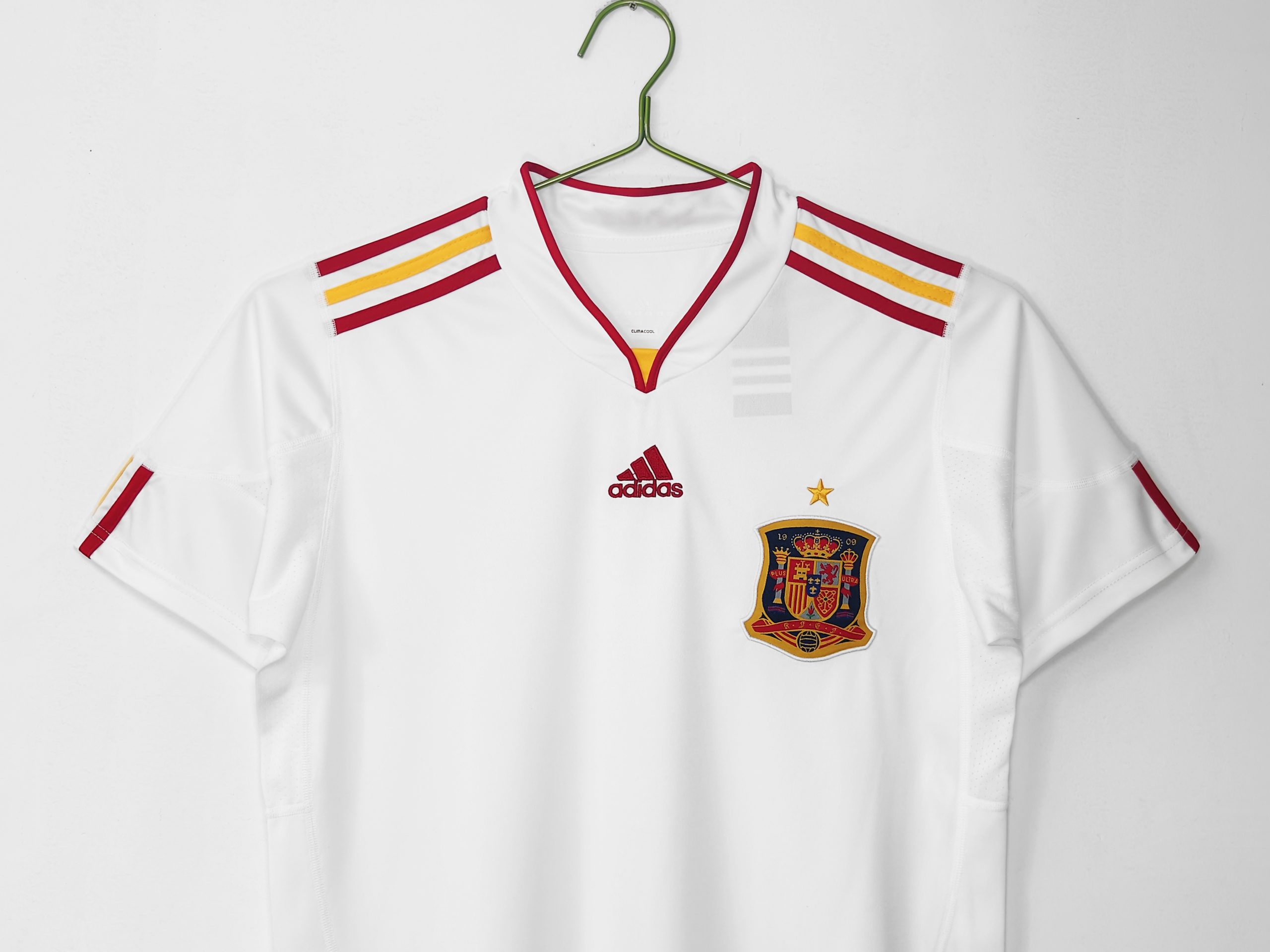 Spain 2012 Euro Away Retro Jersey (Fan Version) - Image 5