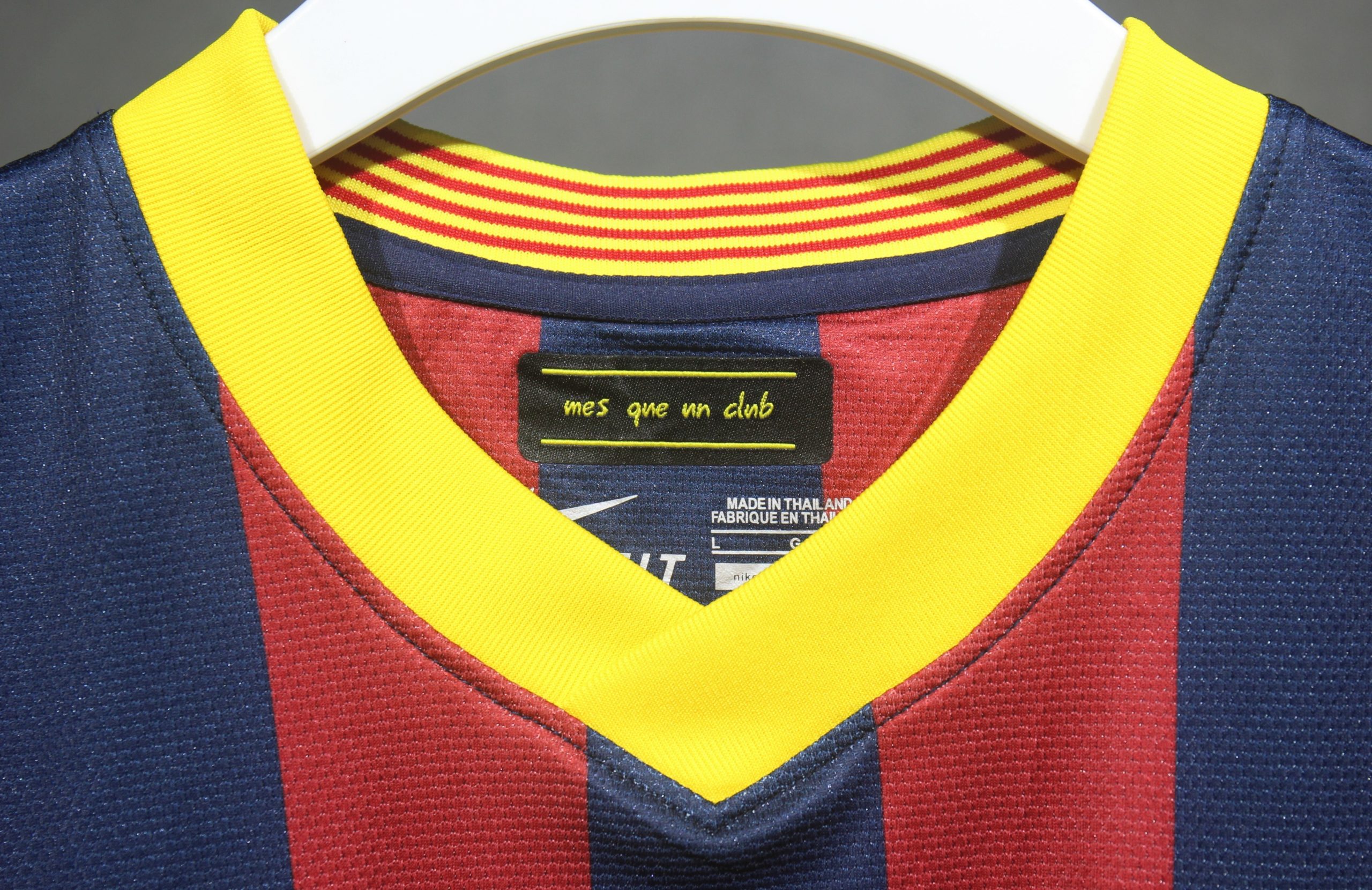 Barcelona 2013/14 Home Retro Jersey (Player Version) - Image 4