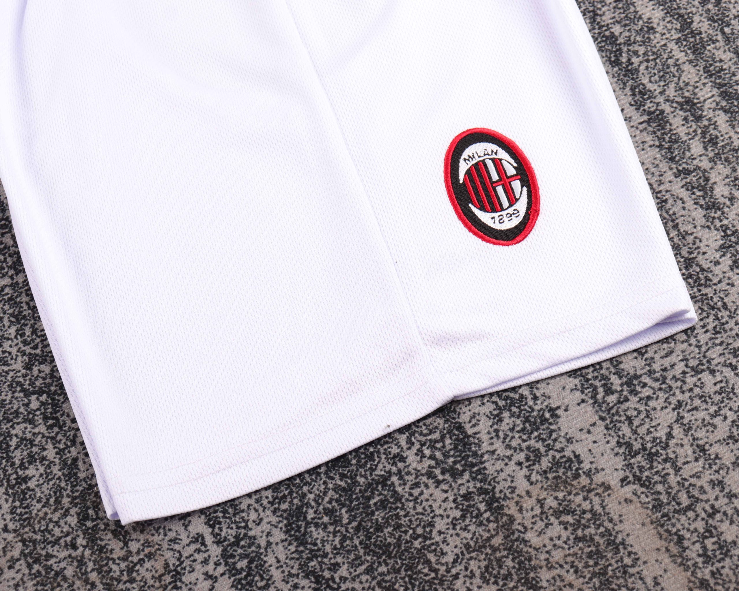 1996/97 AC Milan Second Away Retro Kids Kit - Image 3