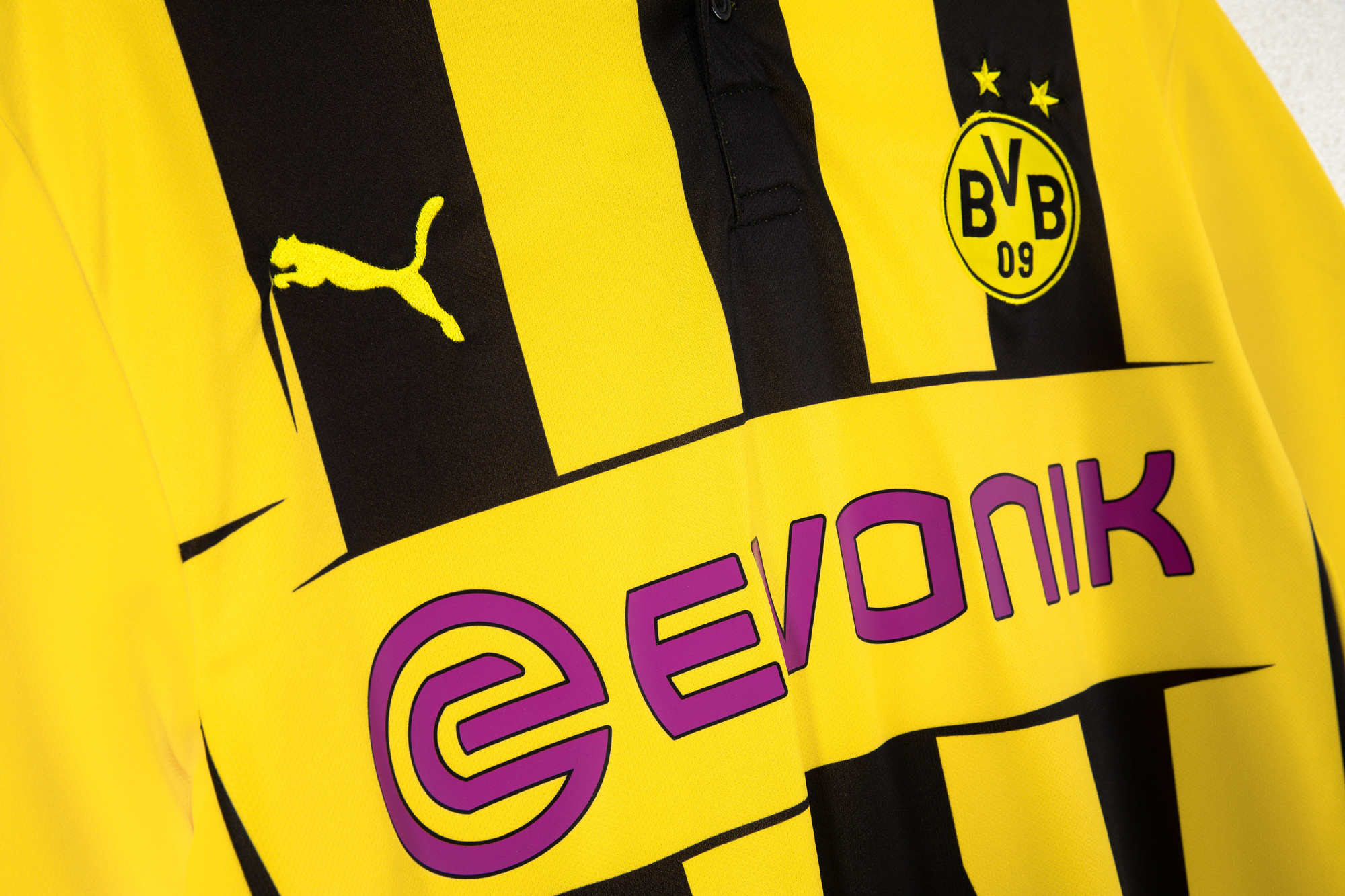 Borussia Dortmund 2012/13 Home Retro Jersey - Image 4