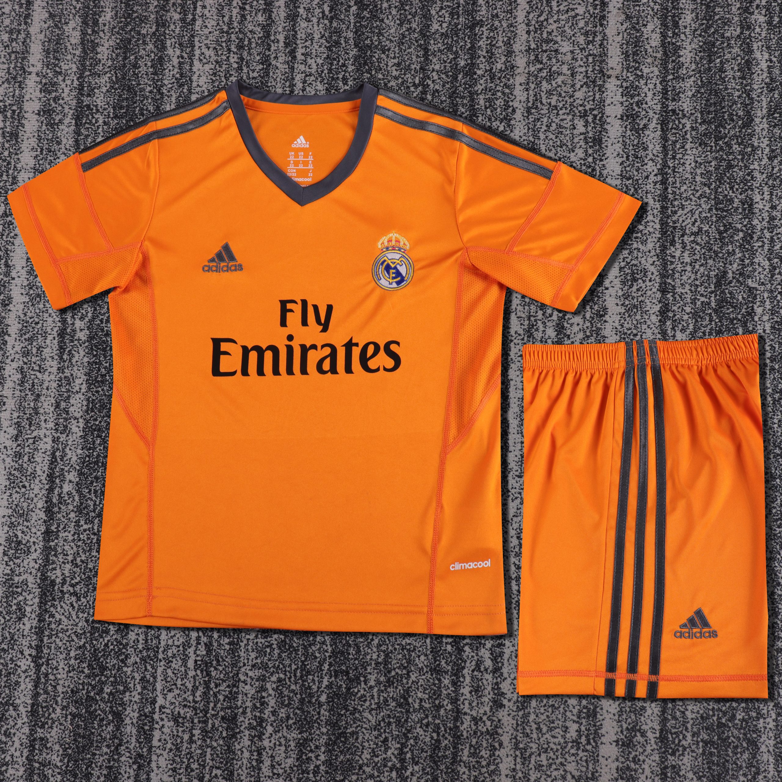 Real Madrid 2013/14 Third Kids Kit