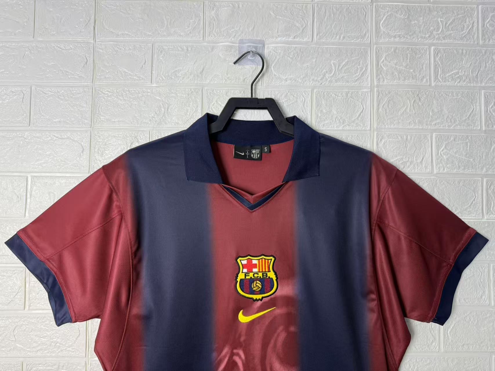 2000/01 Barcelona ✖ TRAVIS SCOTT Special Retro Jersey (Commercial Edition #2) Fan Version - Image 2