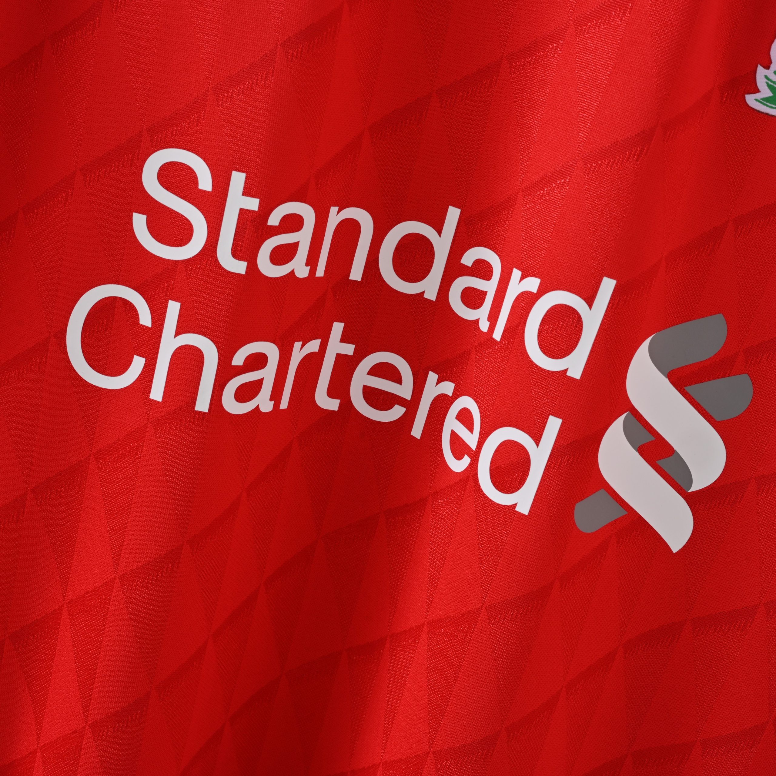 Liverpool 2010/11 Home Retro Jersey - Image 3