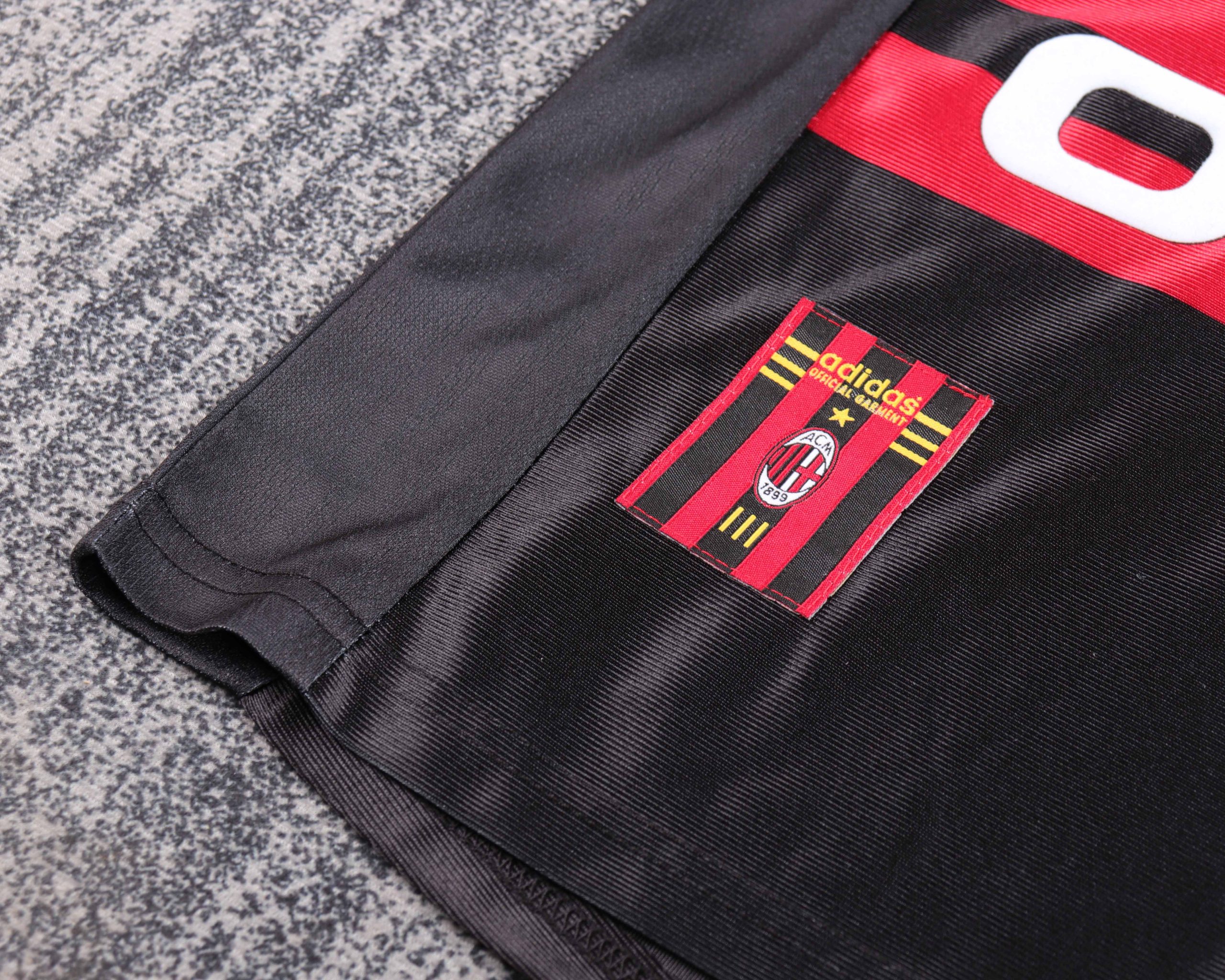 1998/99 AC Milan Second Away Retro Kids Kit - Image 4