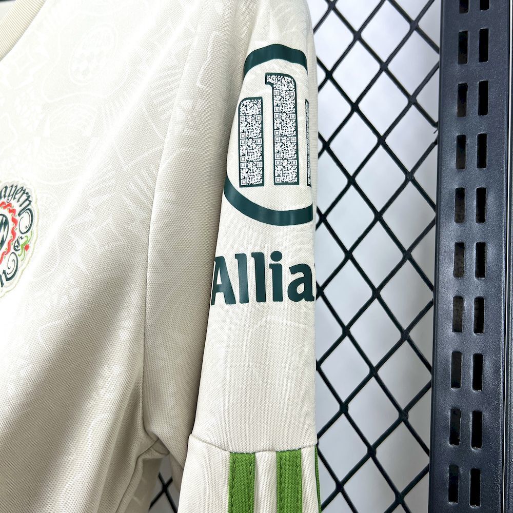 2025/26 Bayern Munich Oktoberfest Special Jersey Fan Version Long Sleeve - Image 5