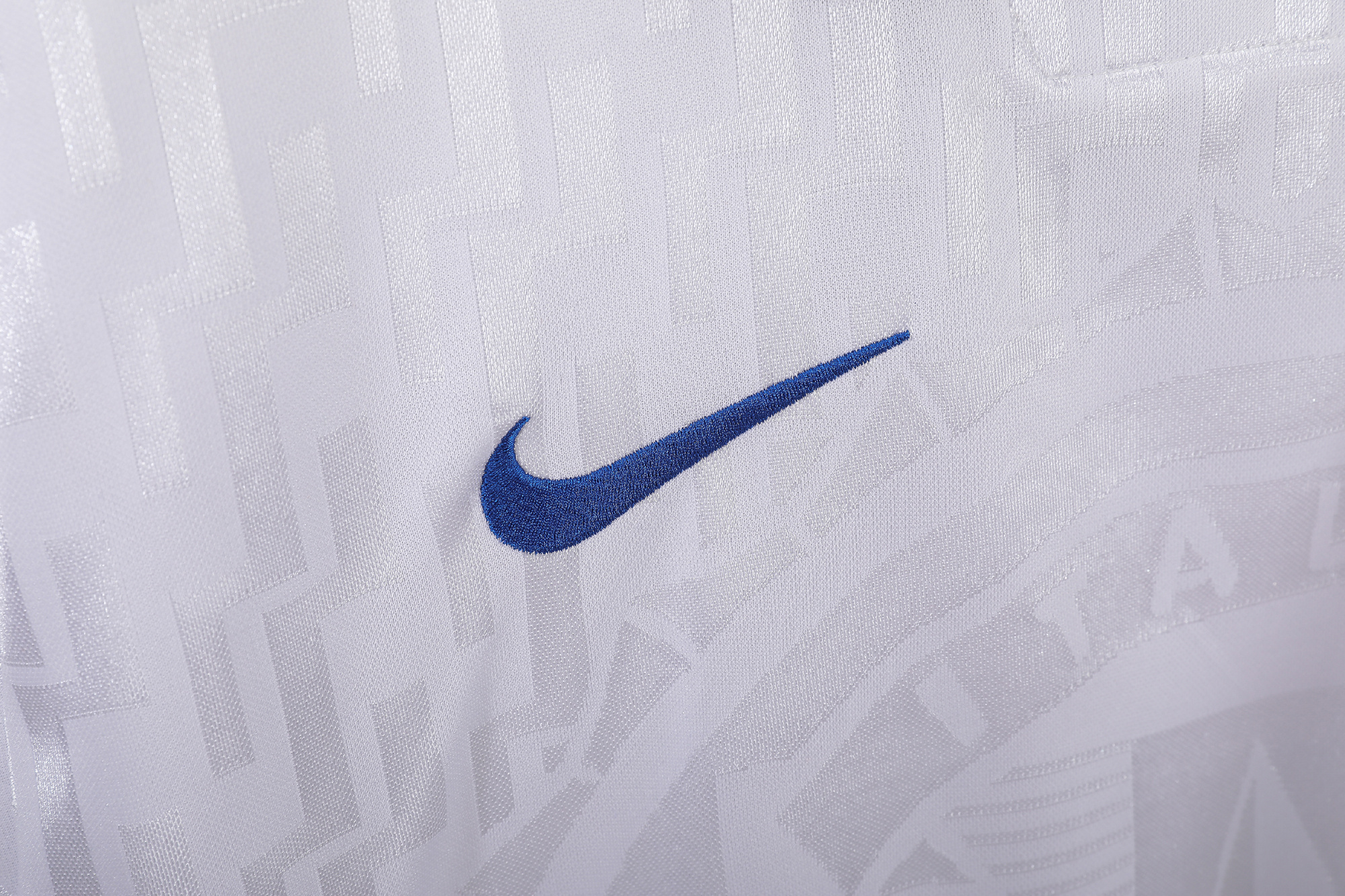 Italy 1995 Away Retro Jersey (Fan Version) - Image 3