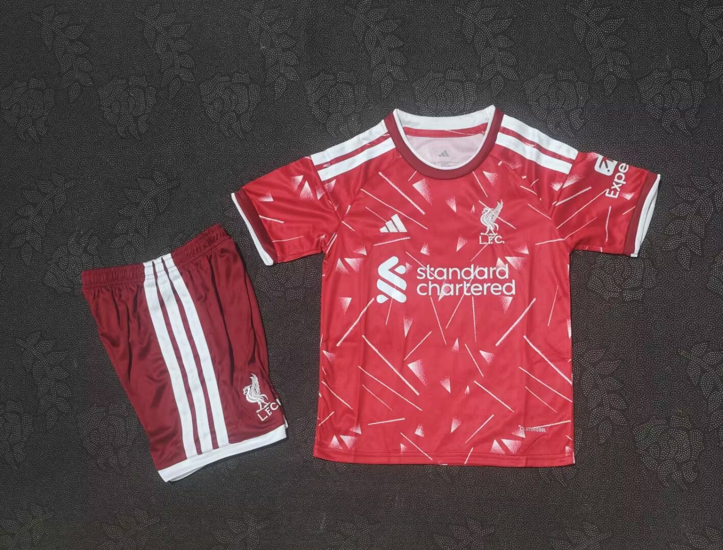 Liverpool 2026/27 Home Kids Kit