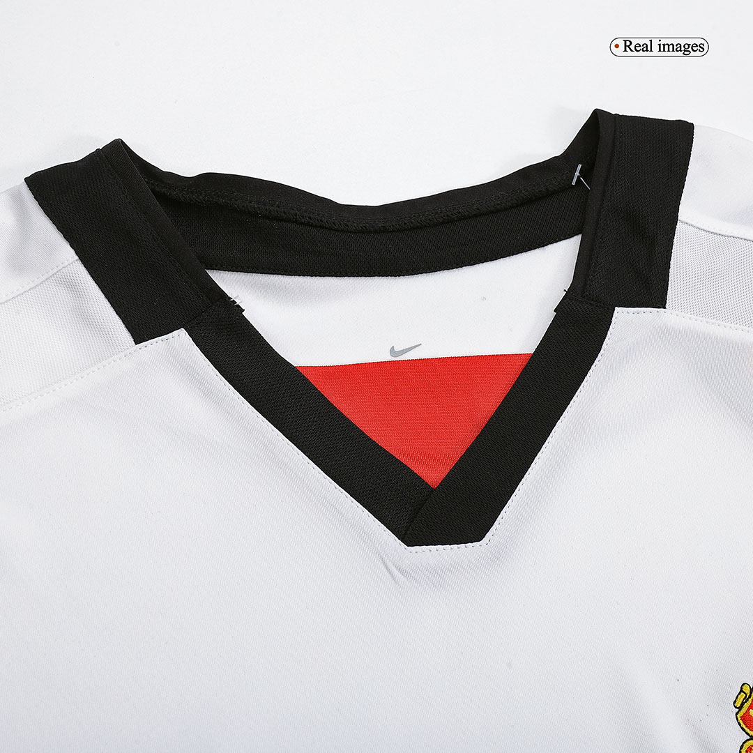 Manchester United 2002/03 Away Retro Jersey - Image 4