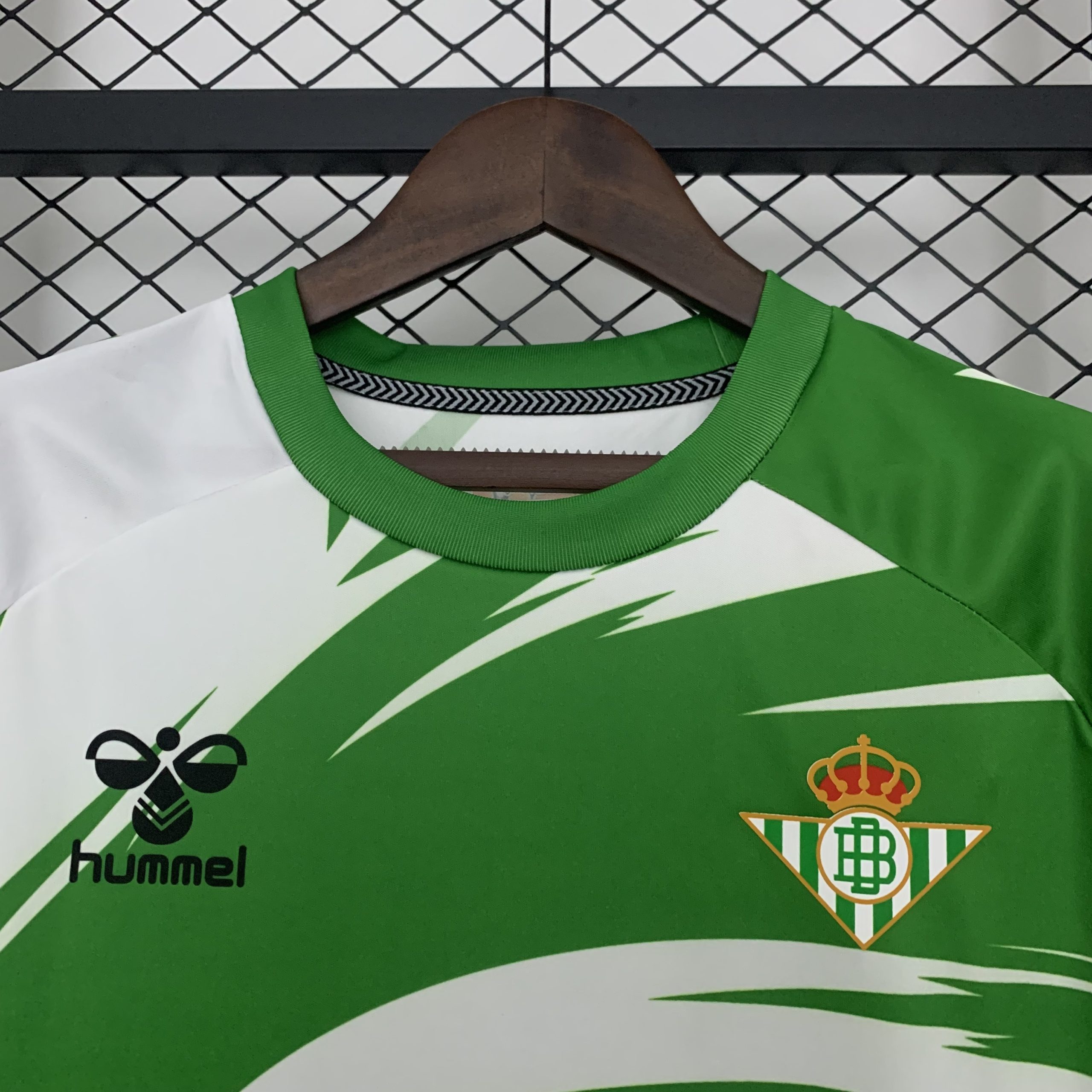 Real Betis 2025/26 Jersey - Image 5