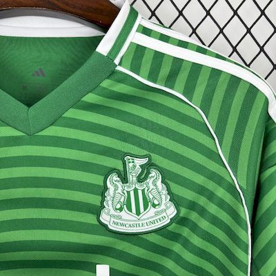 Newcastle United 2025/26 Away Jersey - Image 5