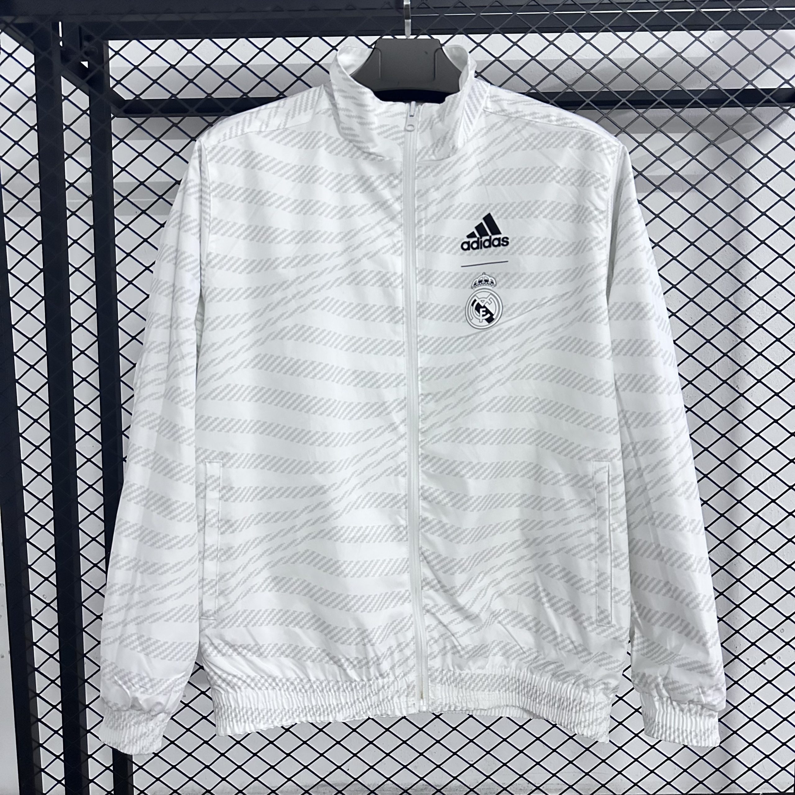 2026 Real Madrid Reversible Windbreaker - Image 3