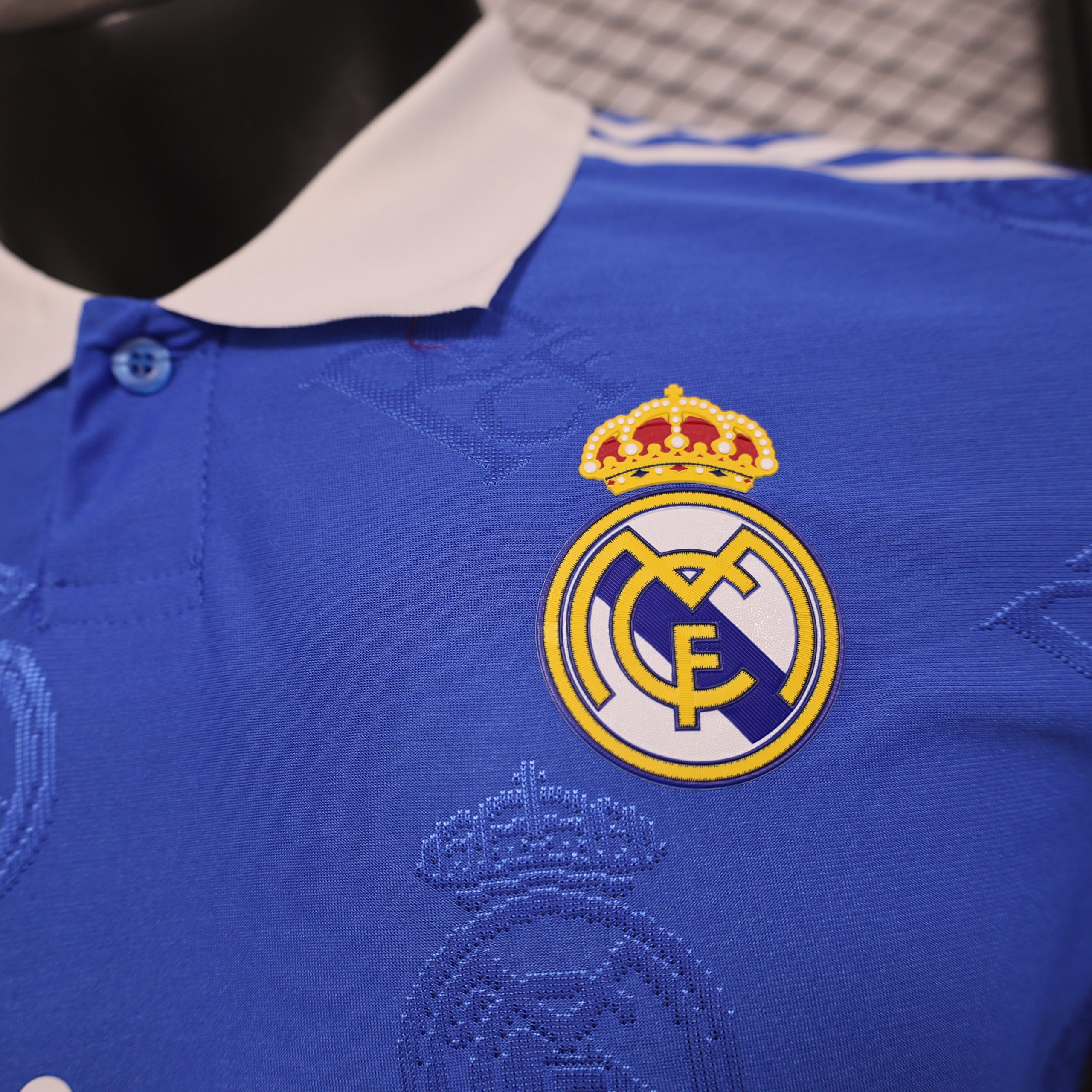 Real Madrid 2025/26 Special Edition Jersey (Player Version) - Image 3