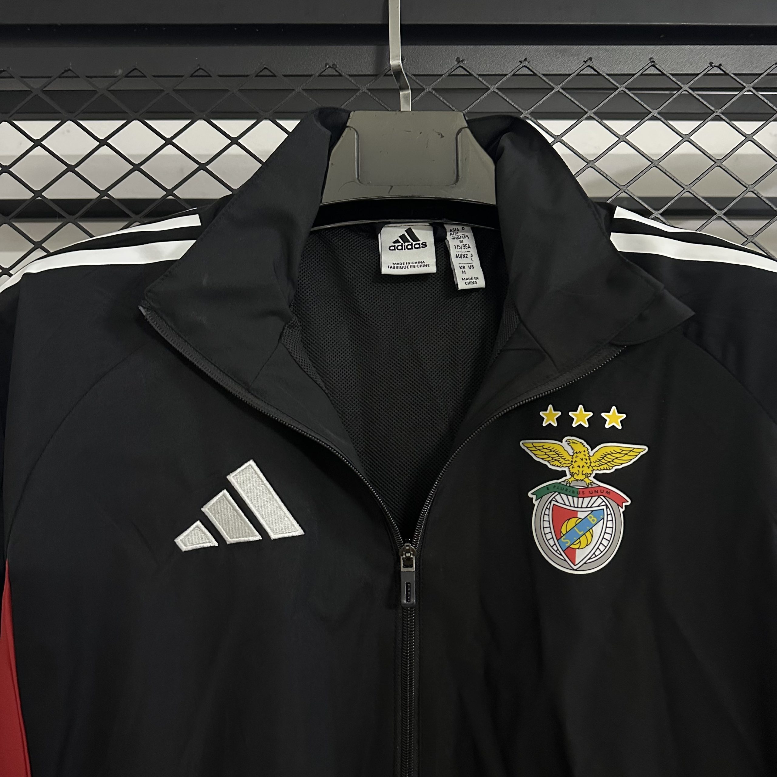 SL Benfica 2026 Windbreaker - Image 4