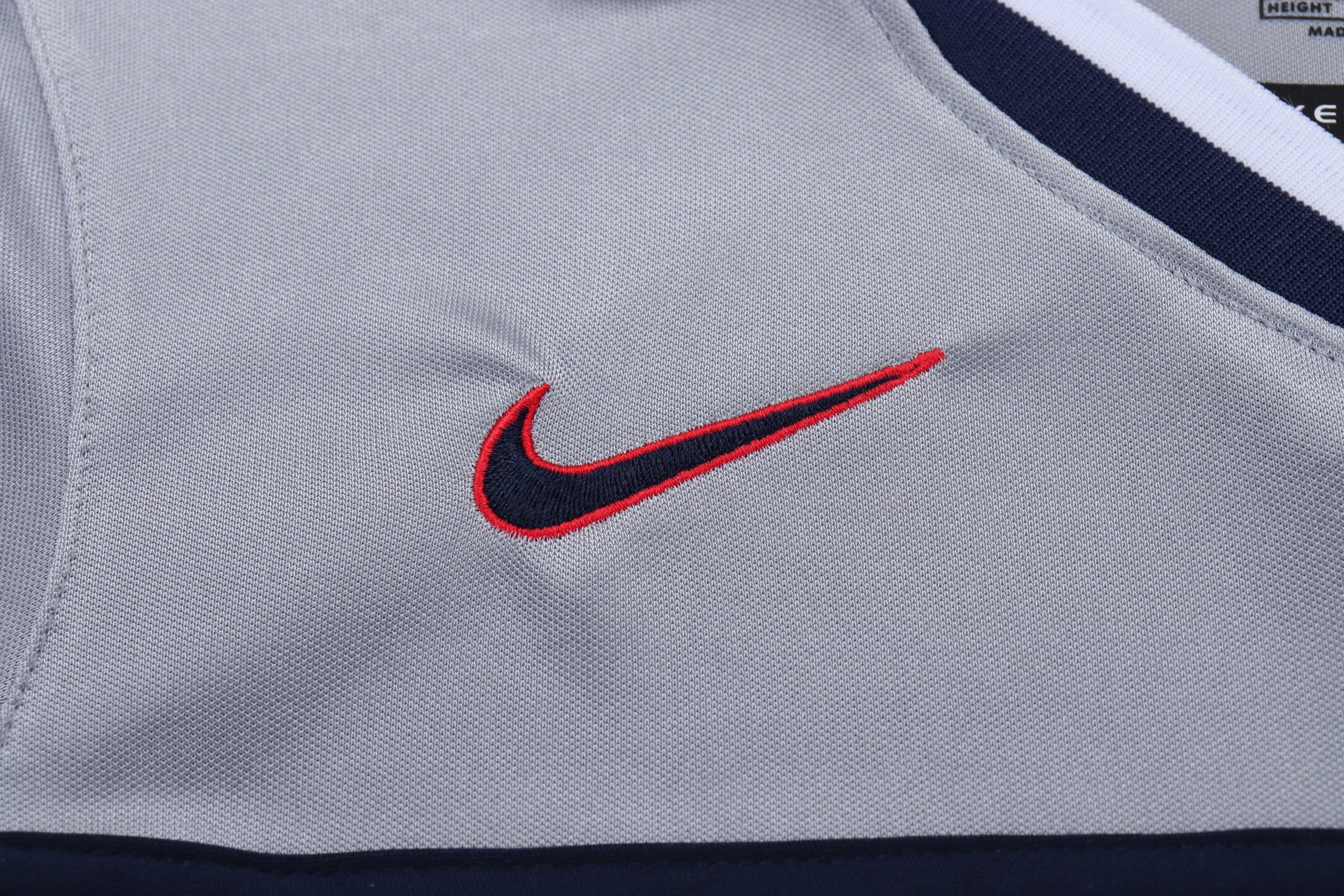 2000/01 PSG Away Retro Kids Kit - Image 4