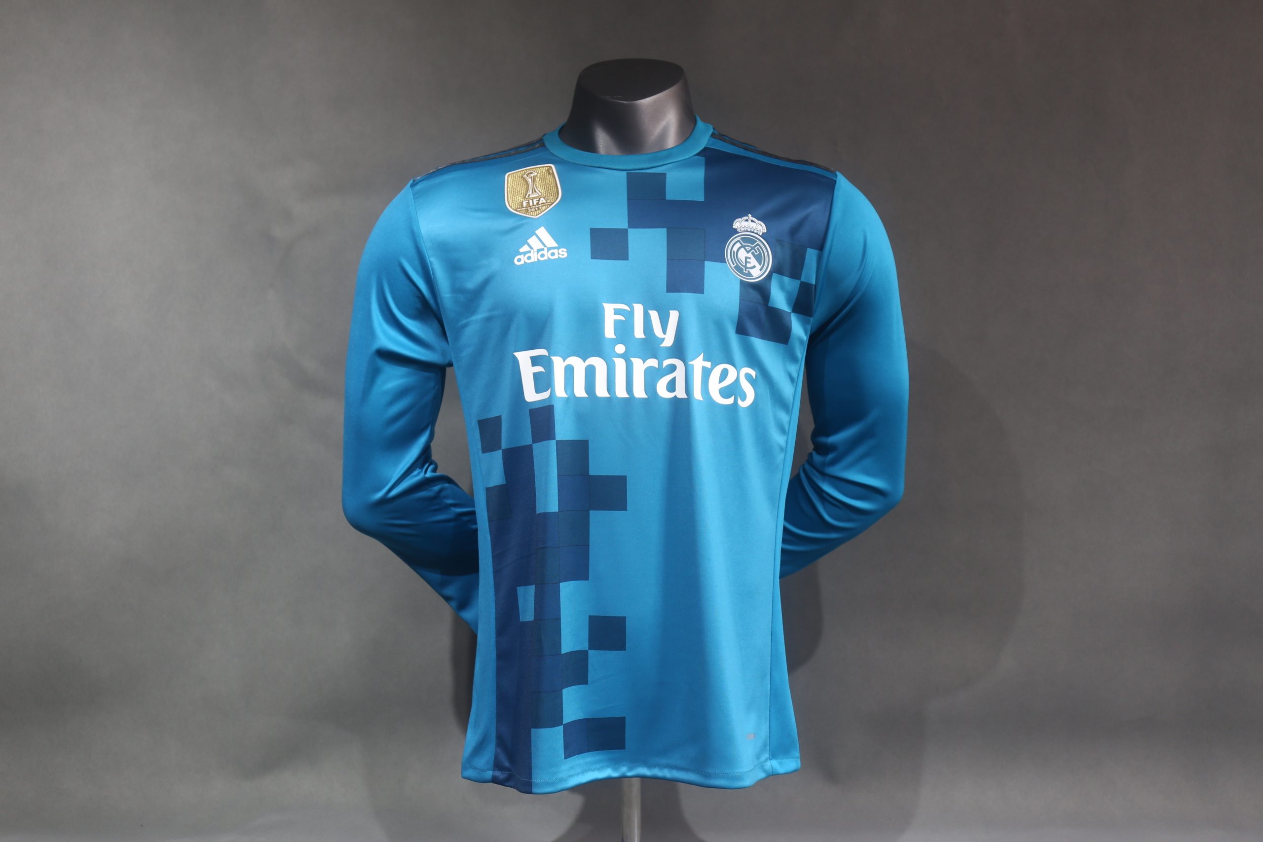 Real Madrid 2017/18 Third Retro Jersey (Player Version, Long Sleeve)
