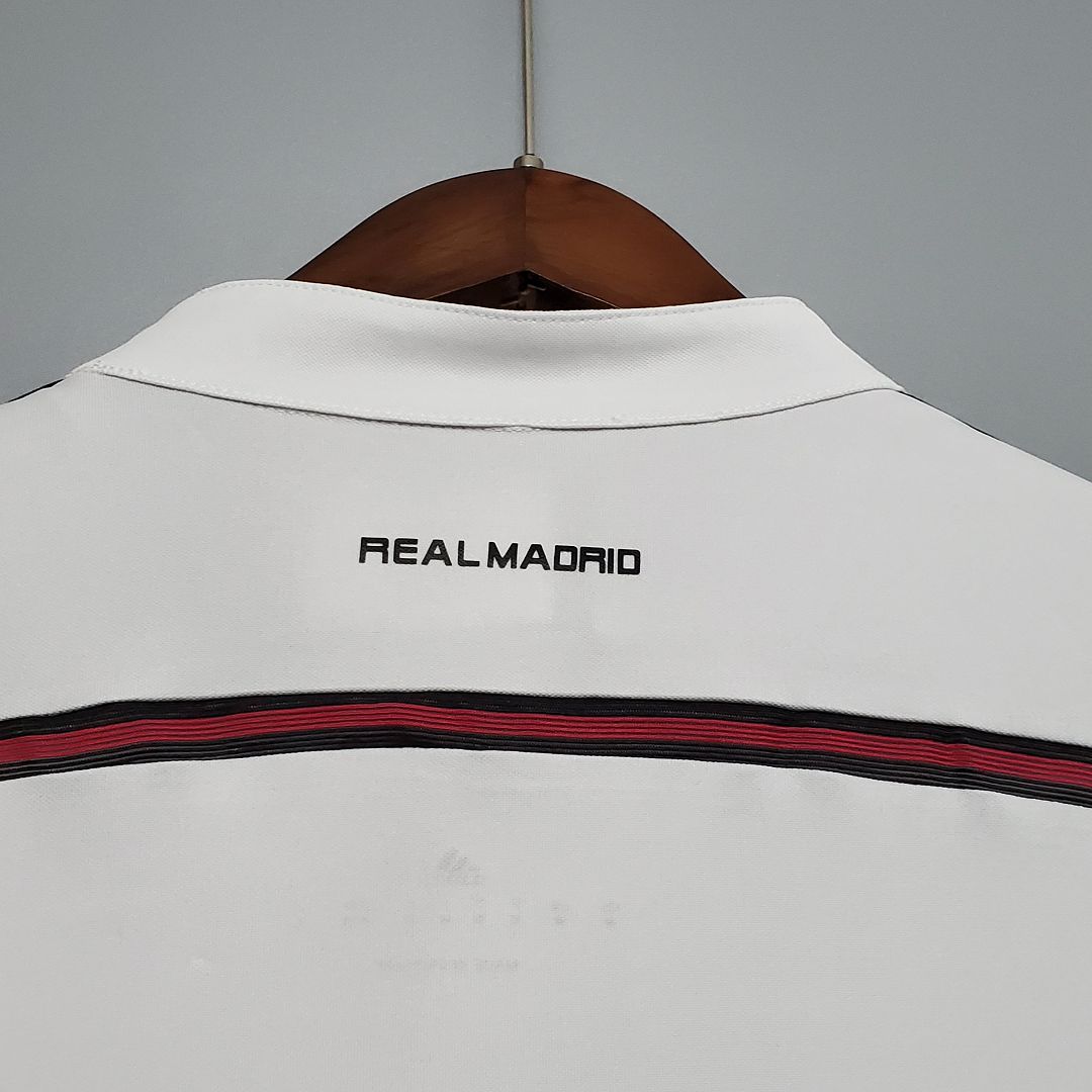 Real Madrid 2014/15 Home Retro Jersey (Fan Version, Long Sleeve) - Image 4