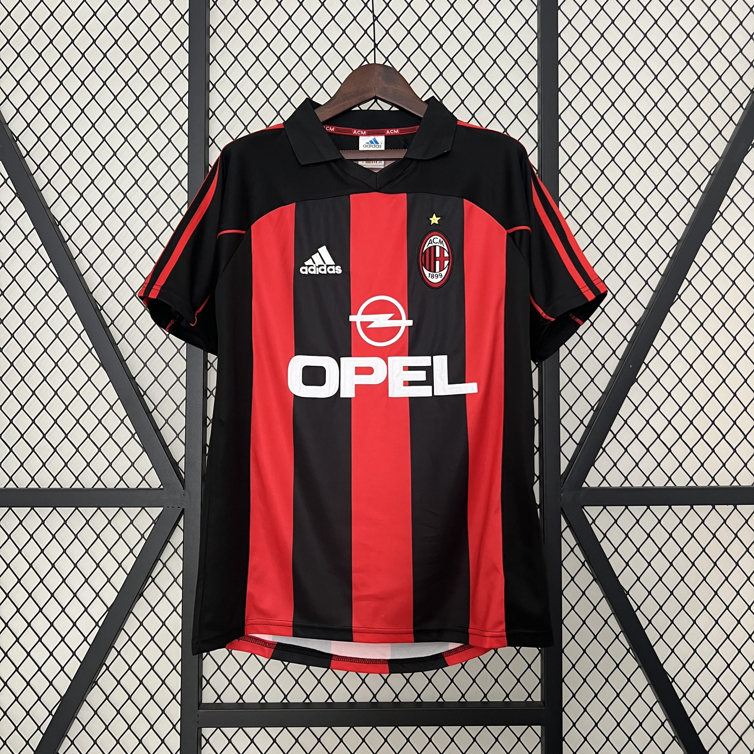 AC Milan 2001/02 Home Retro Jersey