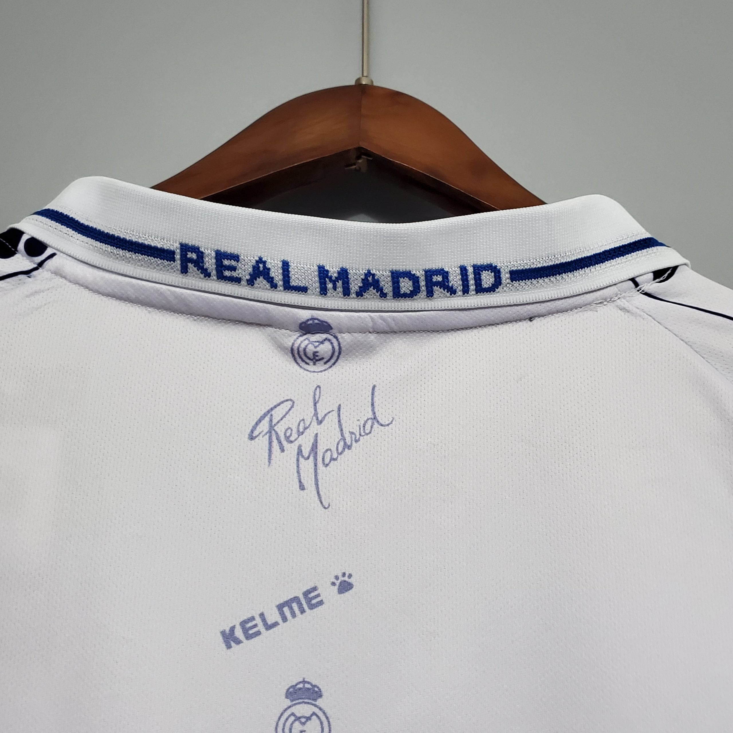 Real Madrid 1994/96 Home Retro Jersey - Image 2
