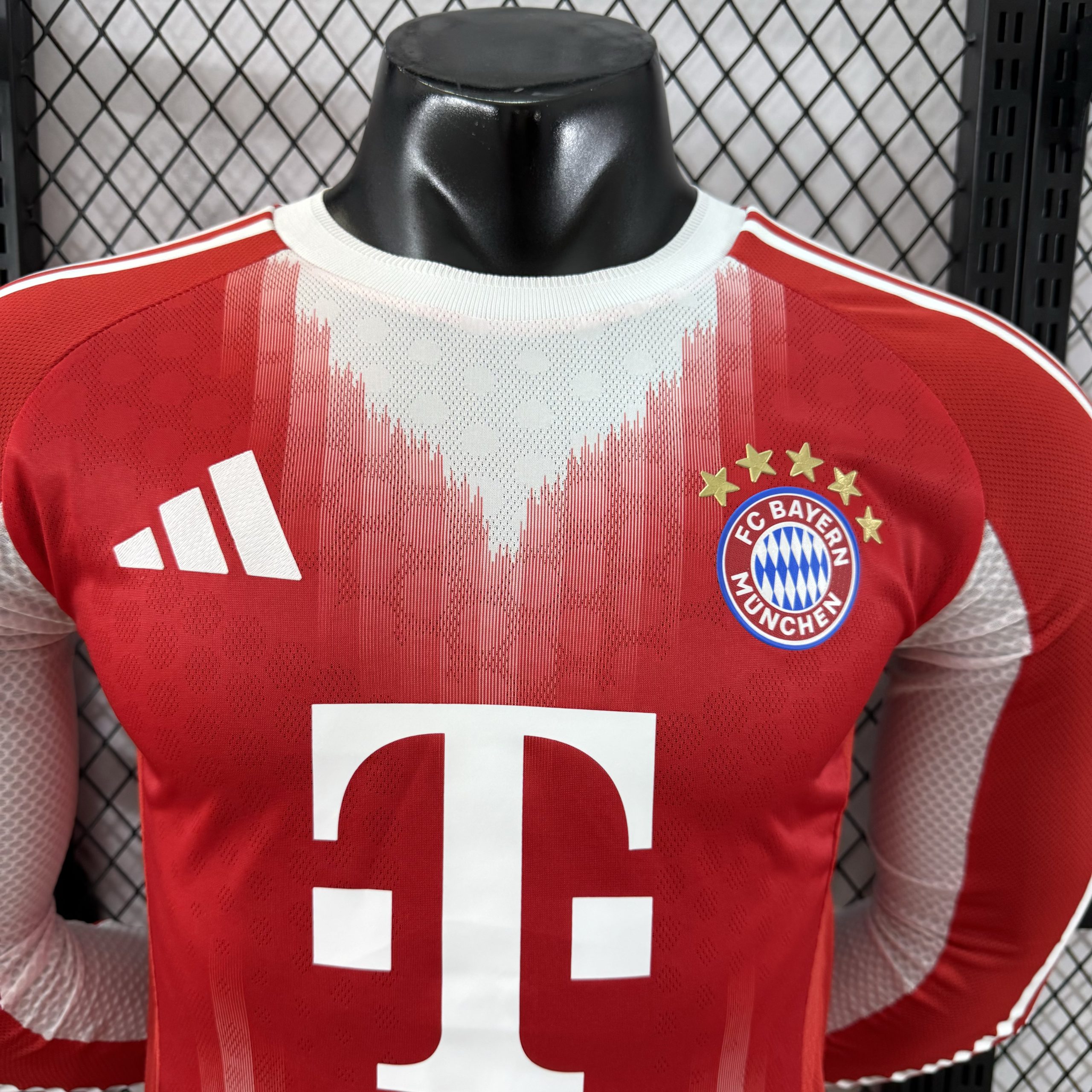 Bayern Munich 2025/26 Home Jersey (Player Version, Long Sleeve) - Image 3