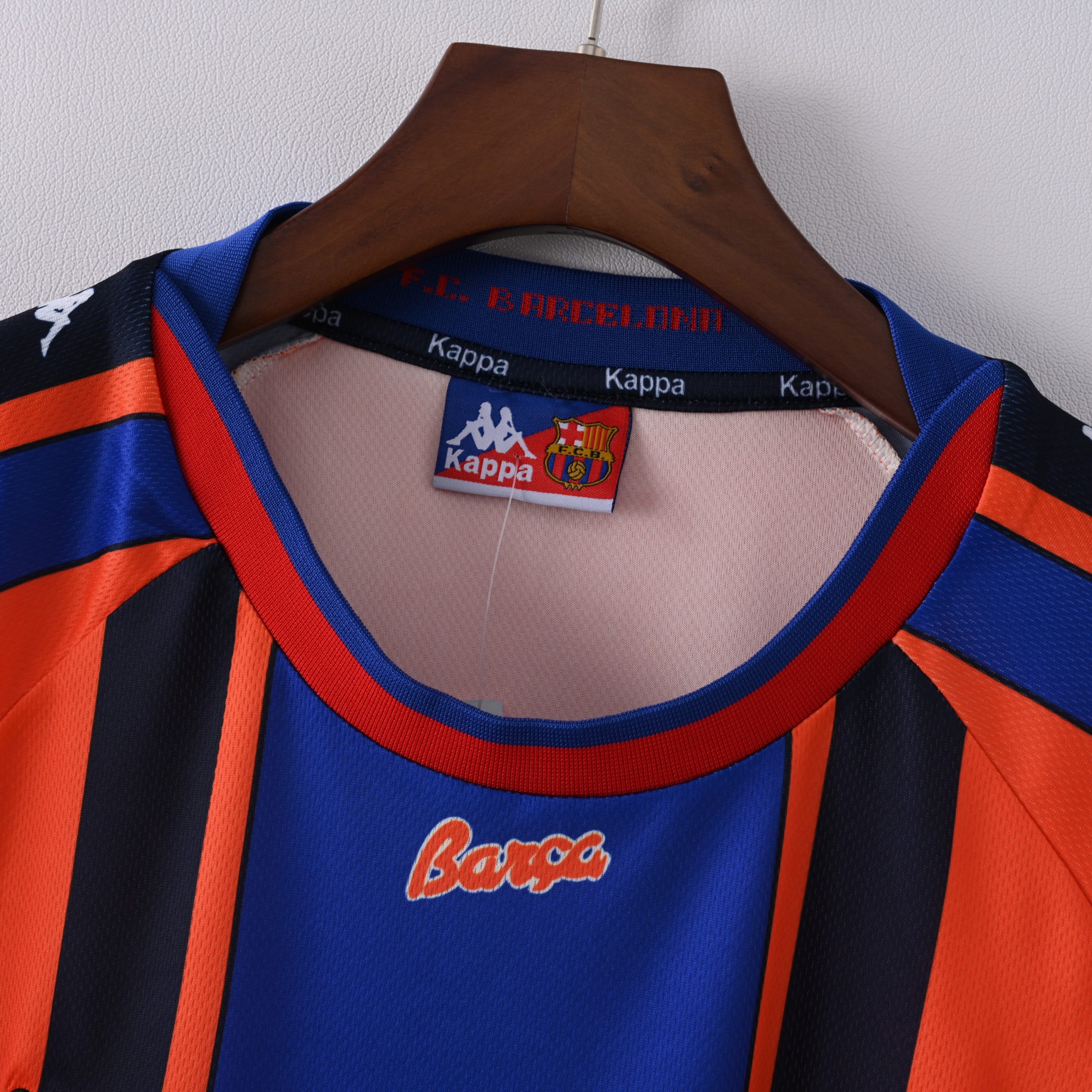 Barcelona 1997/98 Away Retro Jersey - Image 3
