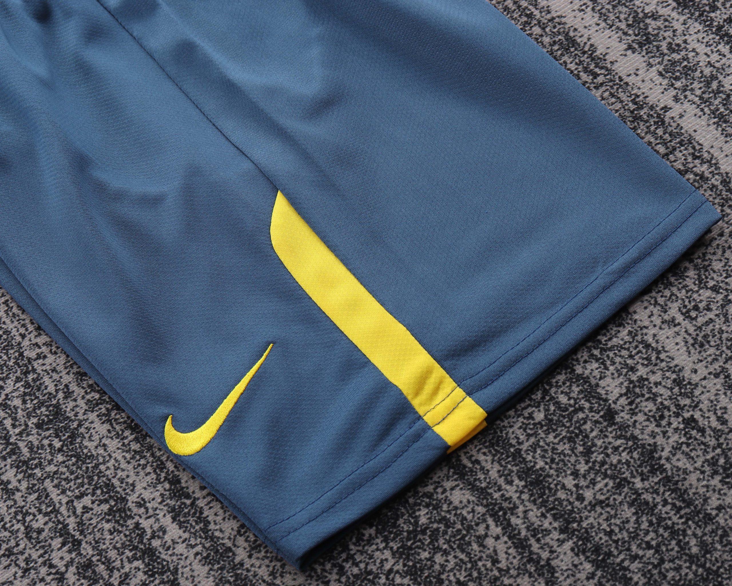 Barcelona 2008/09 Away Kids Kit - Image 3