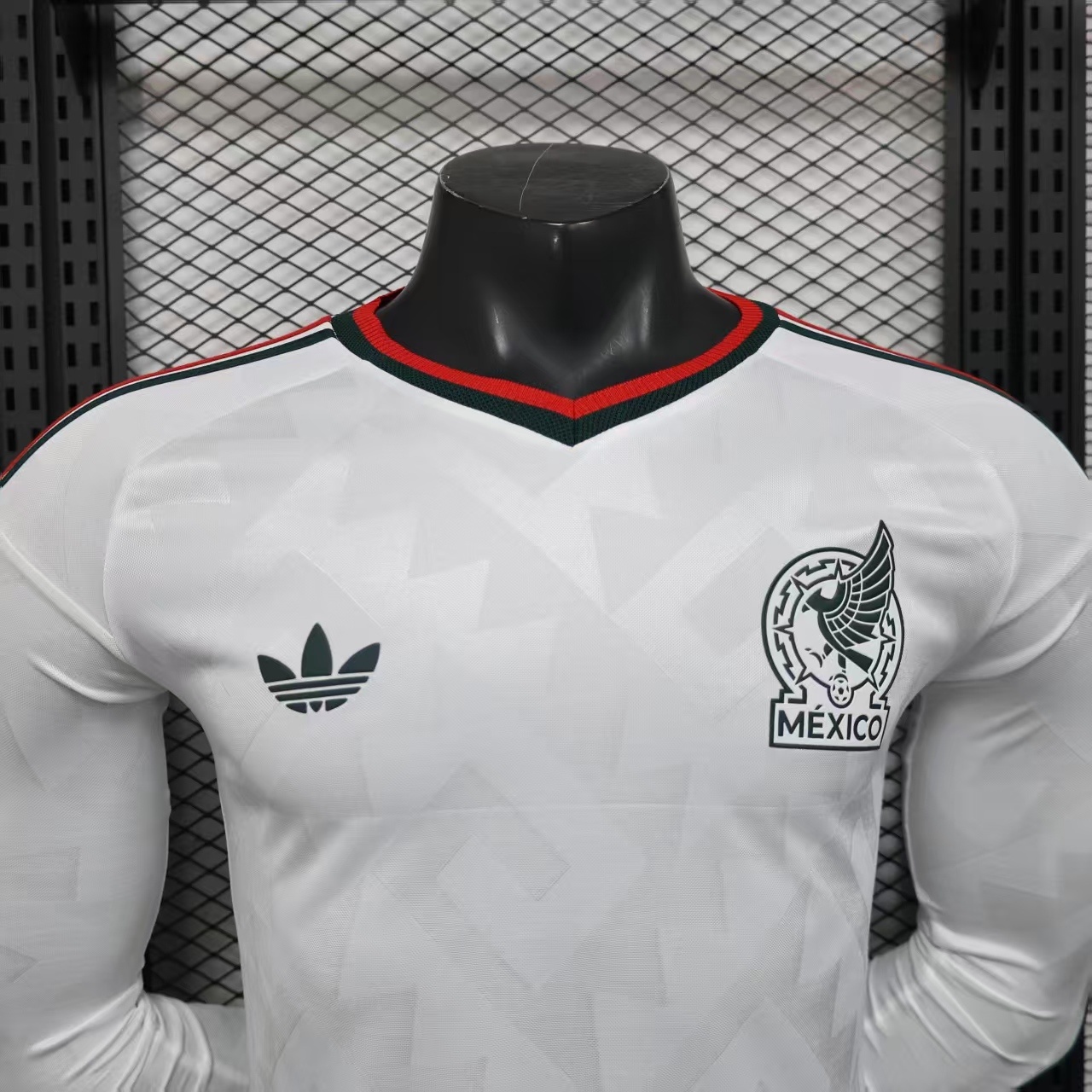 Mexico 2026 World Cup Away Jersey (Player Version, Long Sleeve) - Image 3