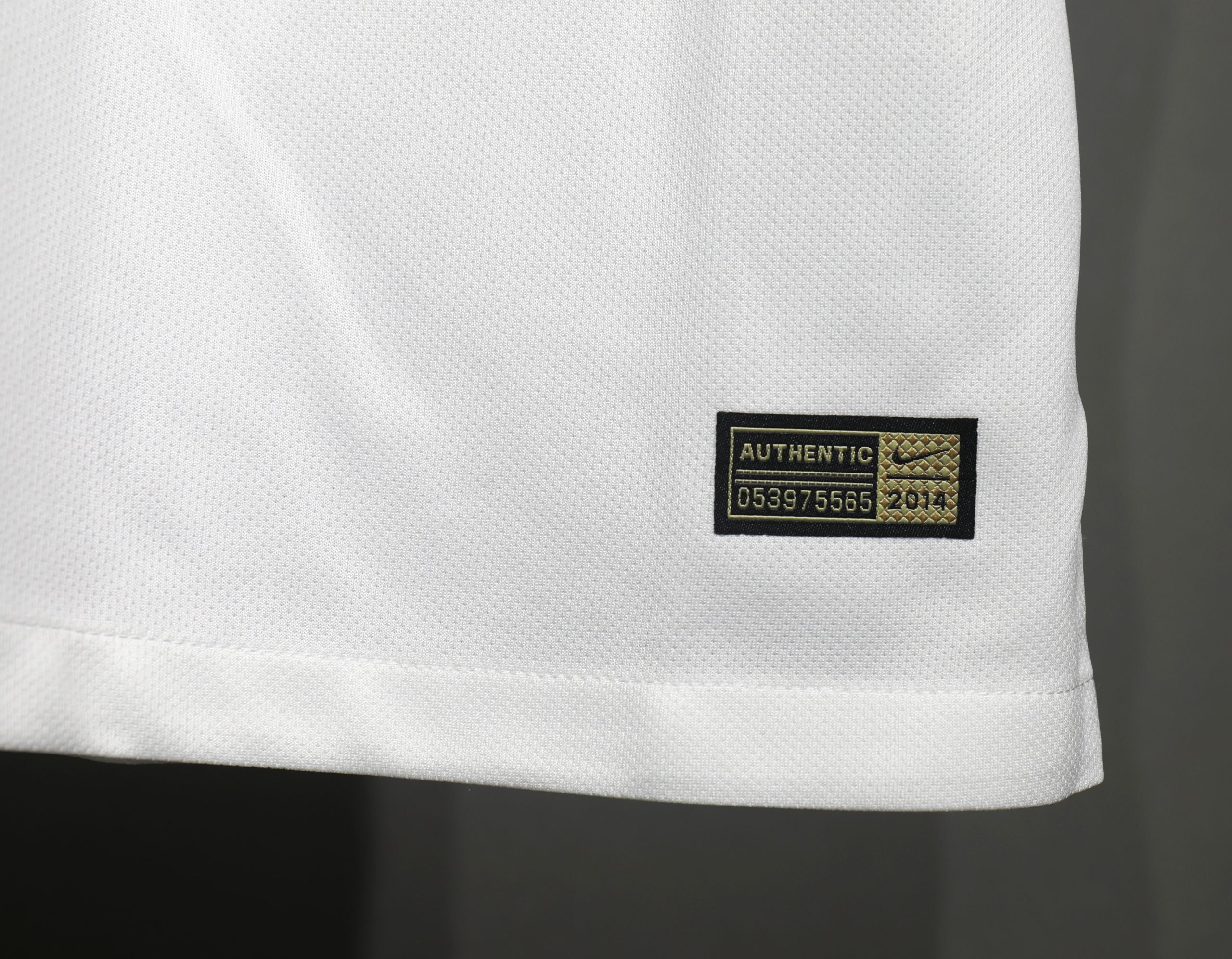 Portugal 2014 World Cup Away Retro Jersey (Player Version, Long Sleeve) - Image 5