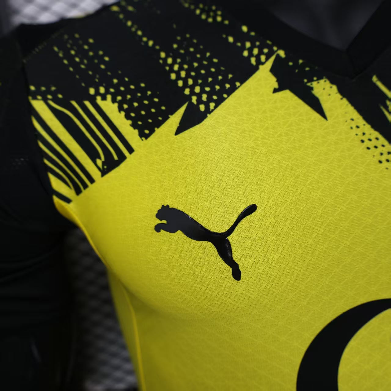 Borussia Dortmund 2025/26 Home Jersey (Player Version) - Image 3