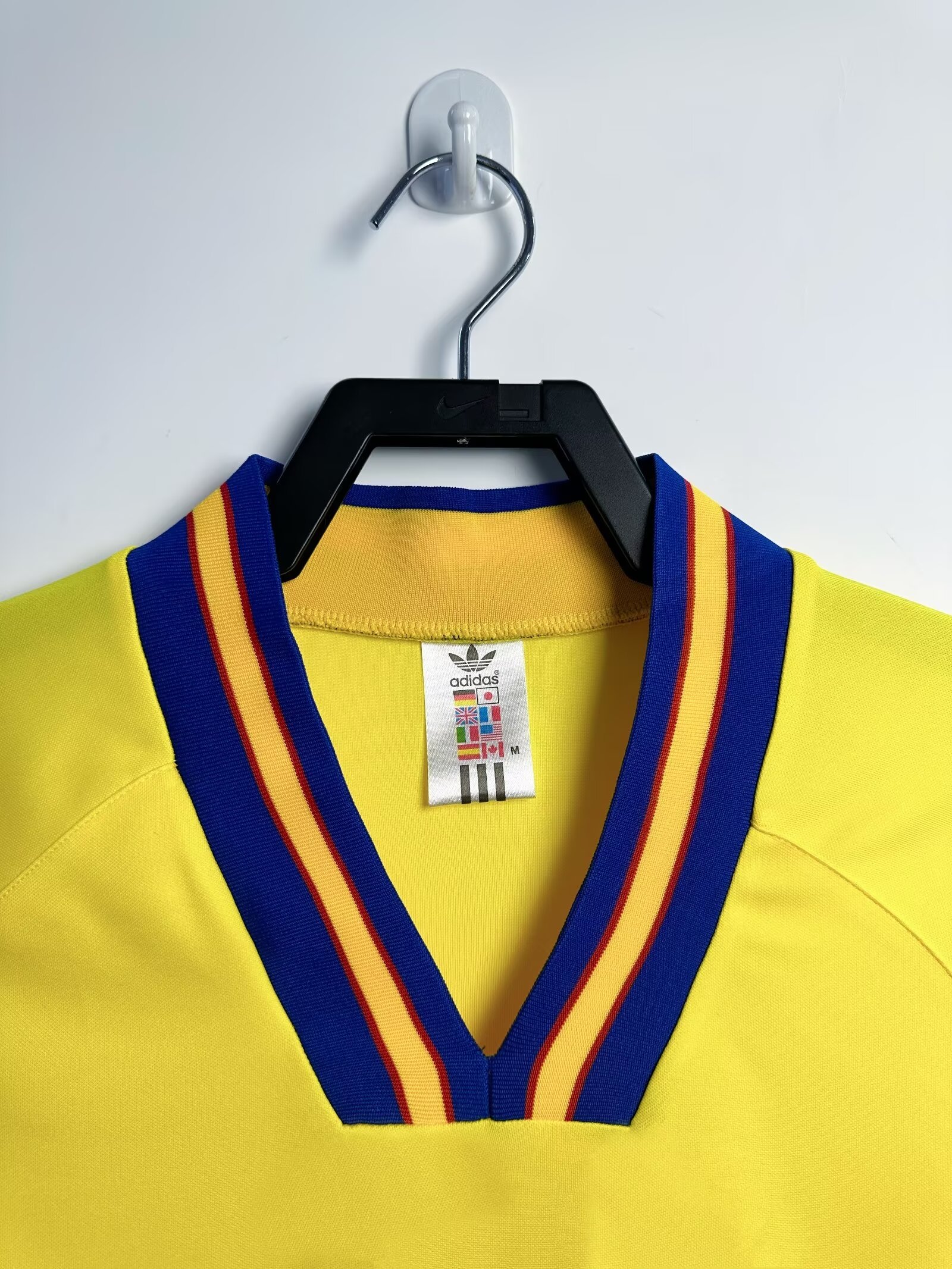 Sweden 1994 World Cup Home Retro Jersey - Image 3