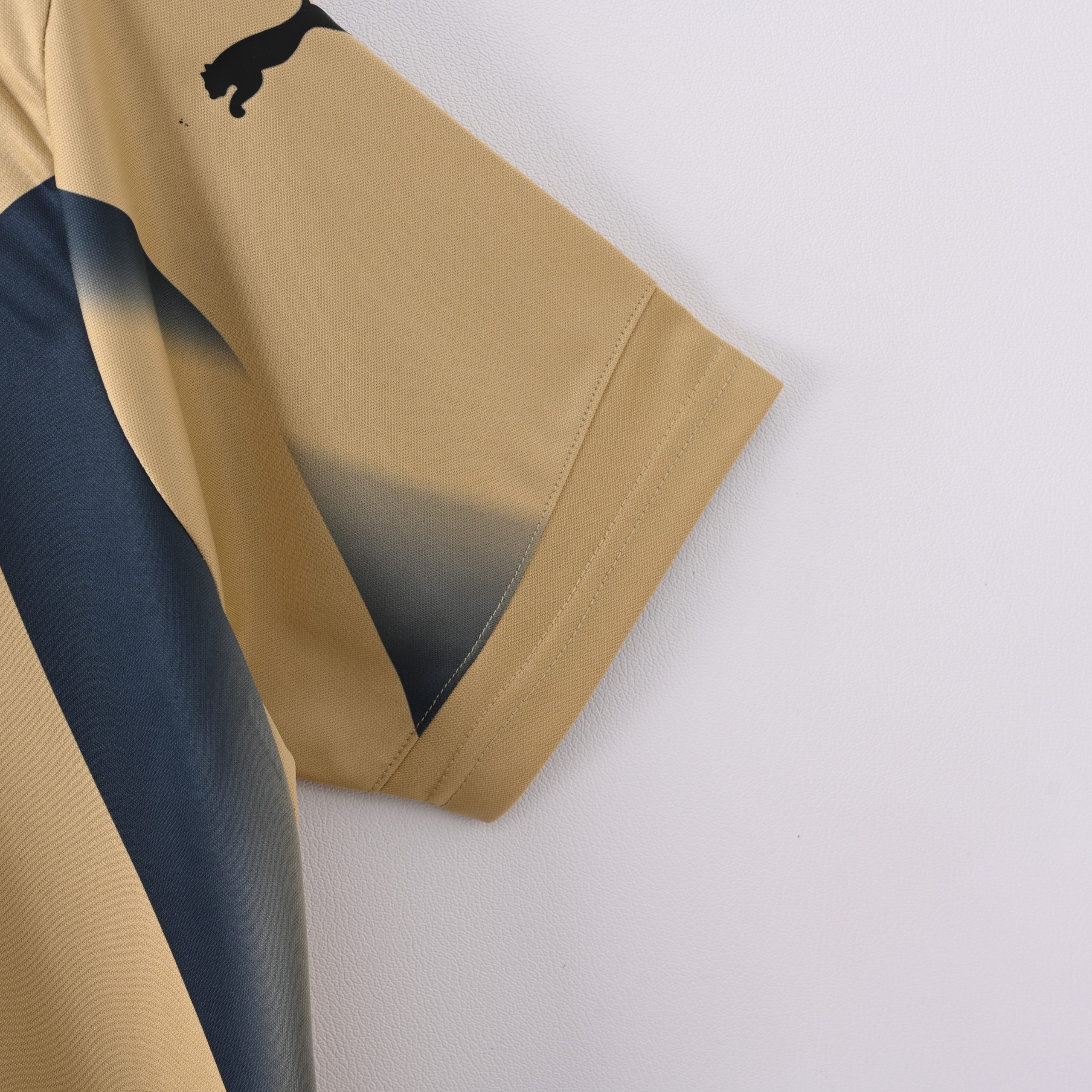 Italy 2006 World Cup Goalkeeper Retro Jersey - Image 4