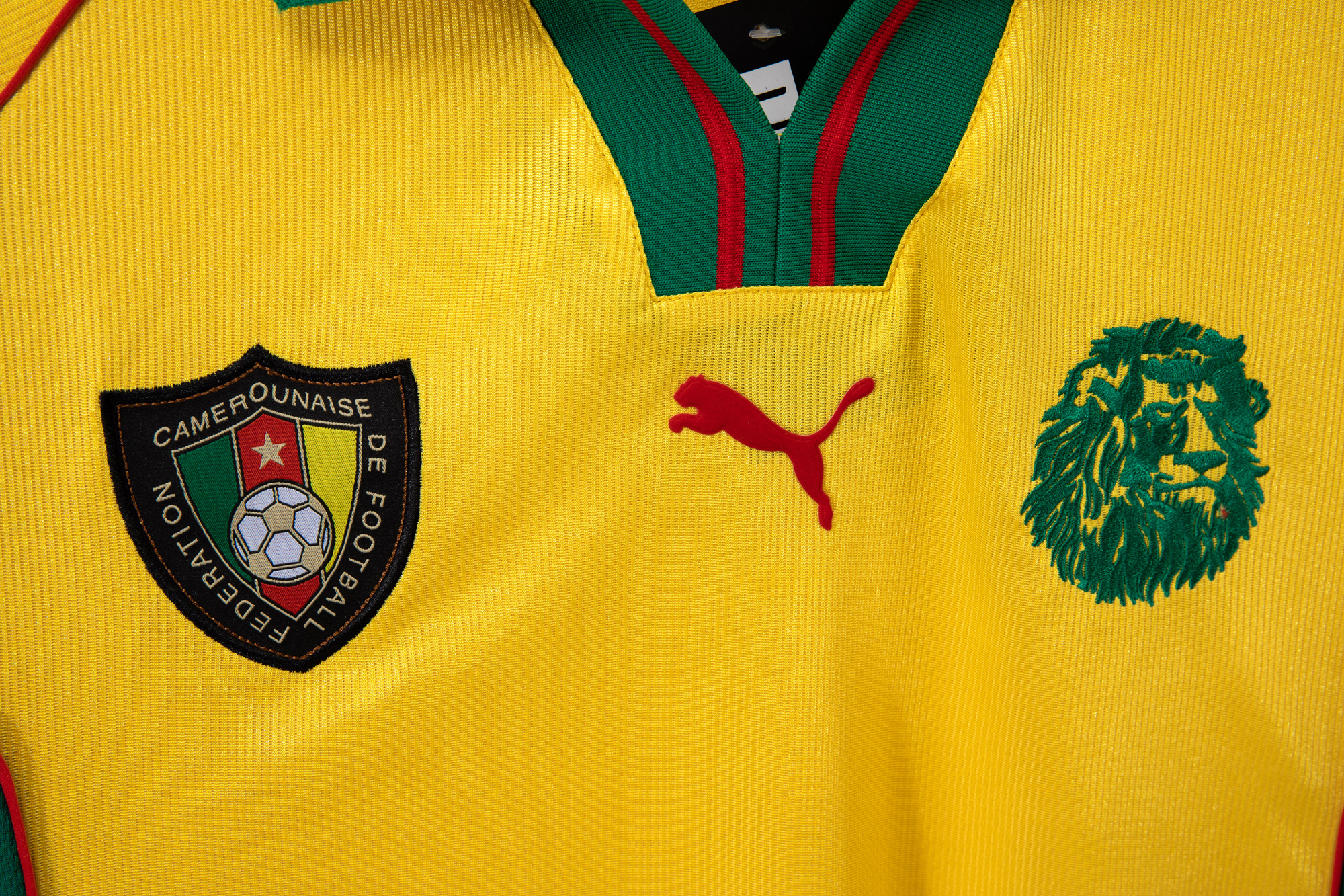 Cameroon 1998/99 Away Retro Jersey (Fan Version) - Image 4