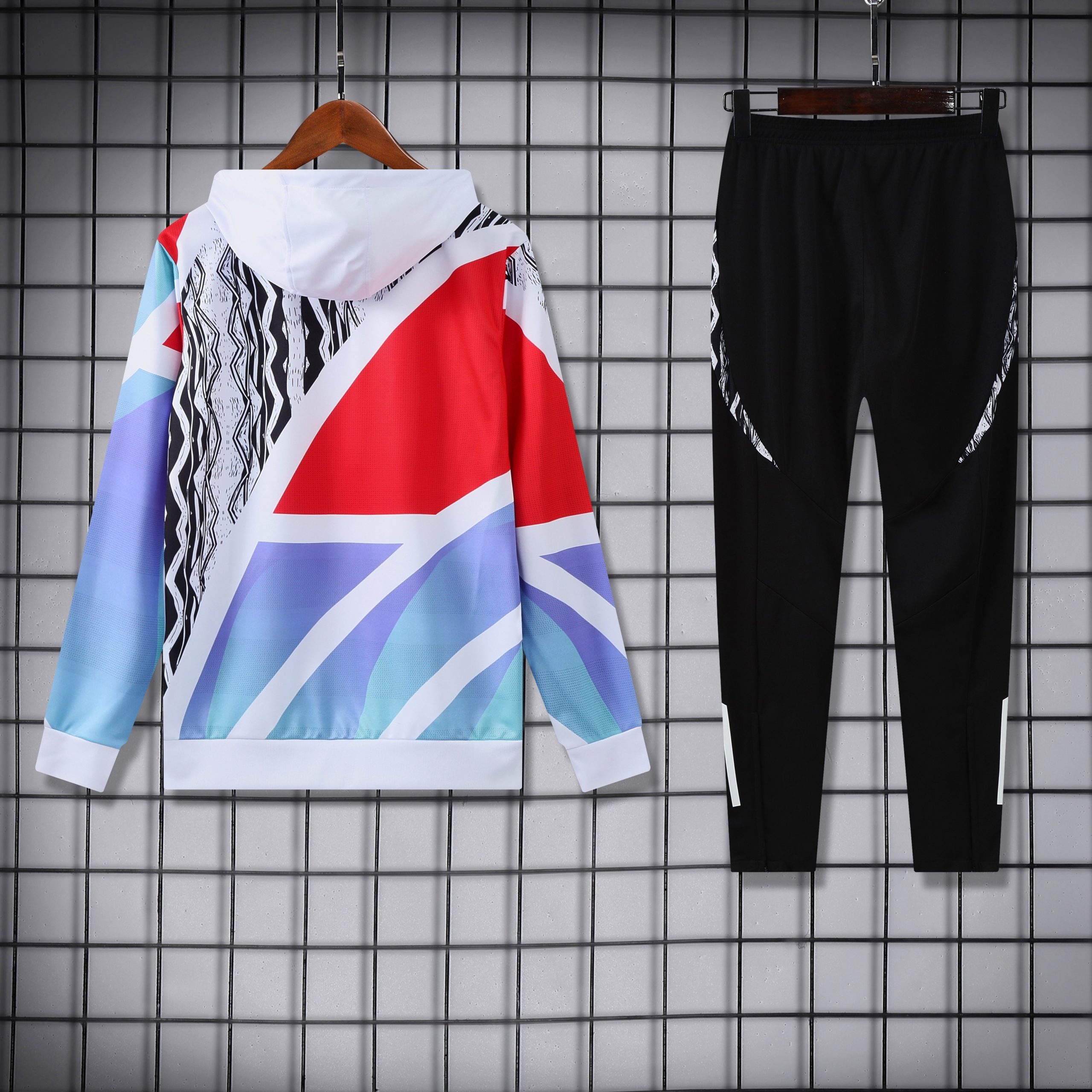 2025/26 Arsenal Hoodie Set (Top + Pants) - Image 2