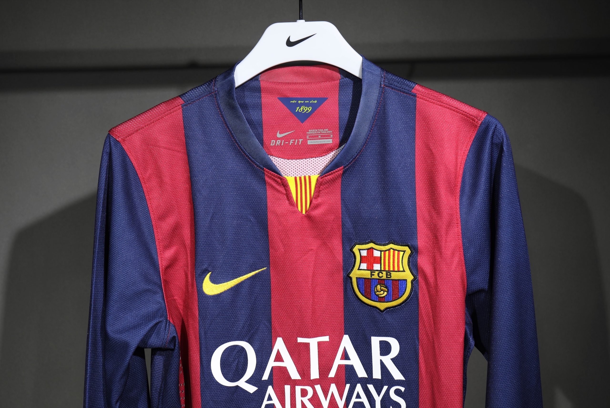 Barcelona 2014/15 Home Retro Jersey (Player Version, Long Sleeve) - Image 3
