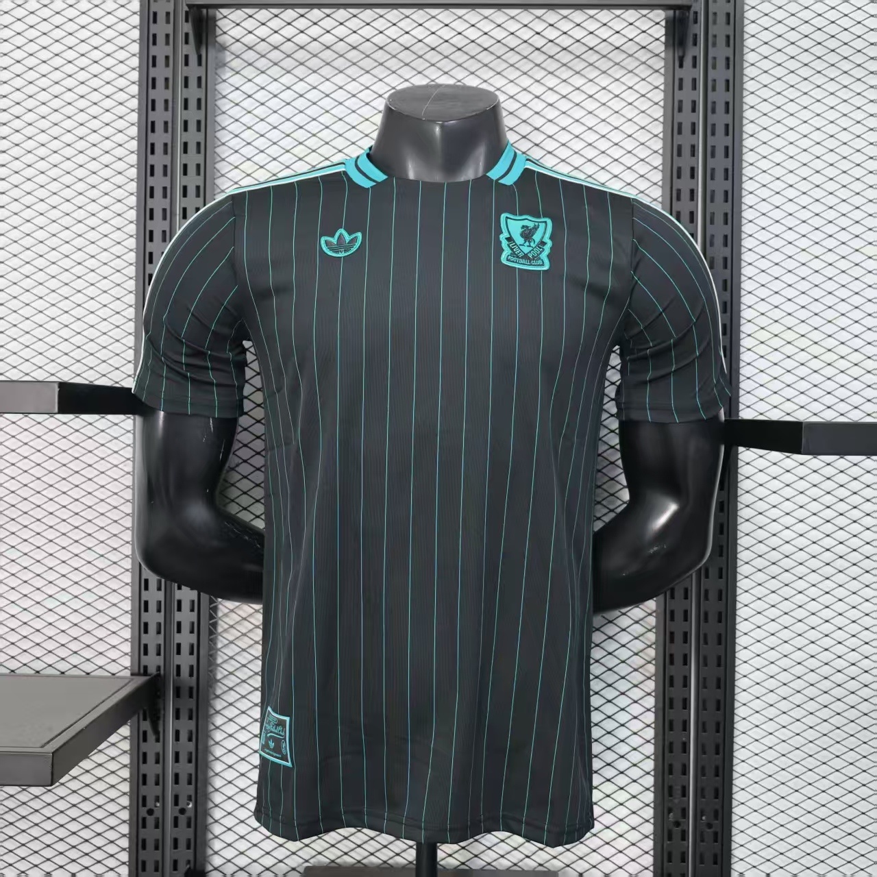 2025/26 Liverpool Retro Casual Jersey Player Version