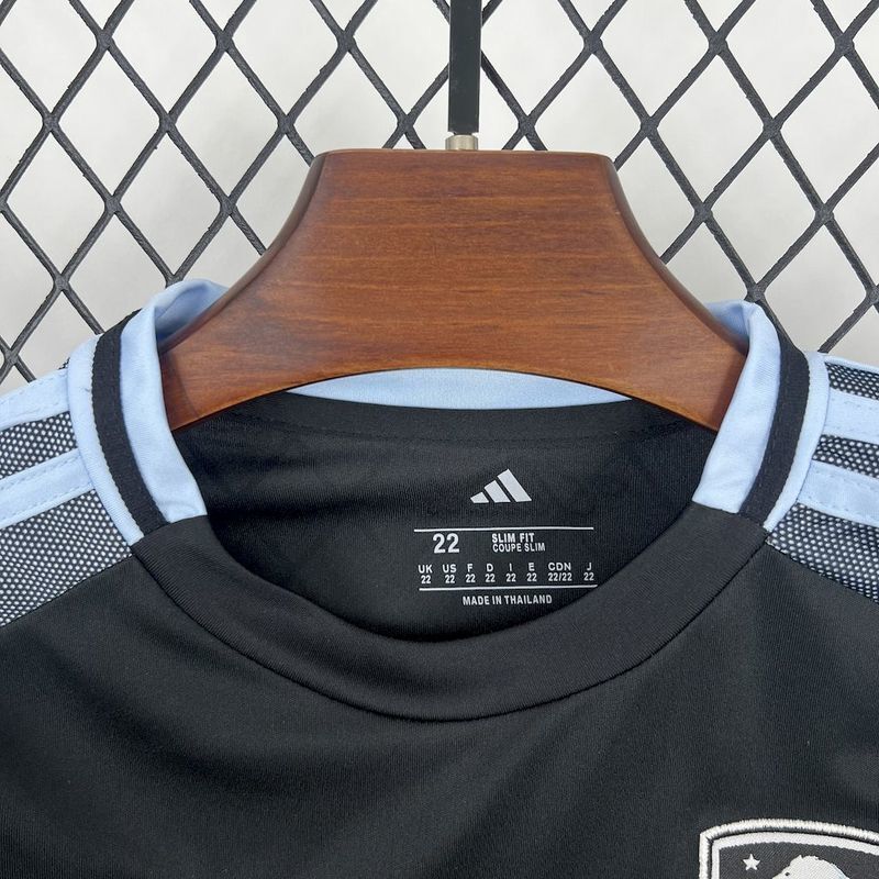 Aston Villa 2025/26 Away Kids Kit - Image 5