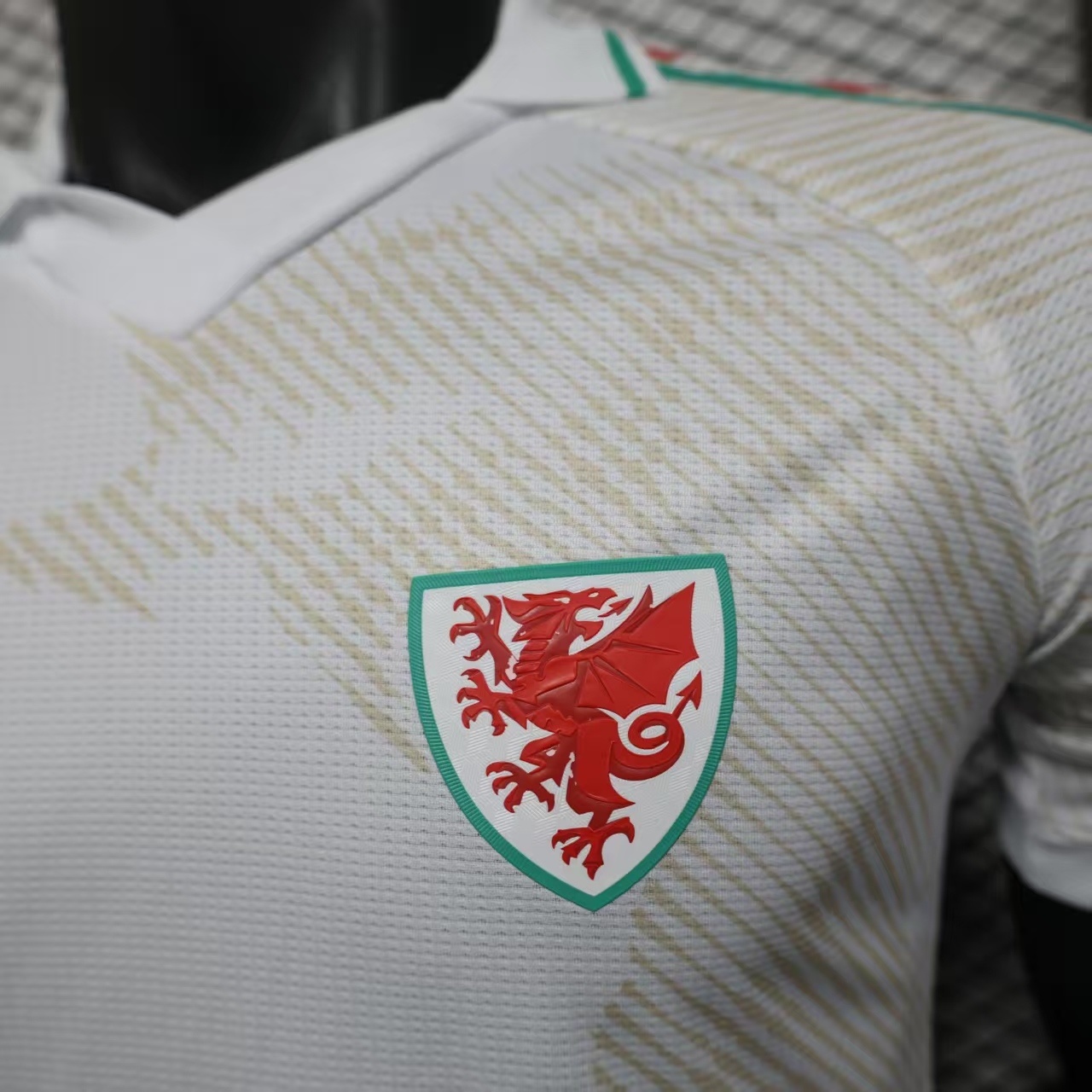 Wales 2026 World Cup Away Jersey (Player Version) - Image 5