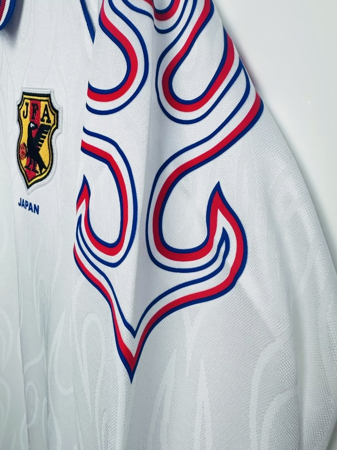 Japan 1998 World Cup Away Retro Jersey (Fan Version, Long Sleeve) - Image 5