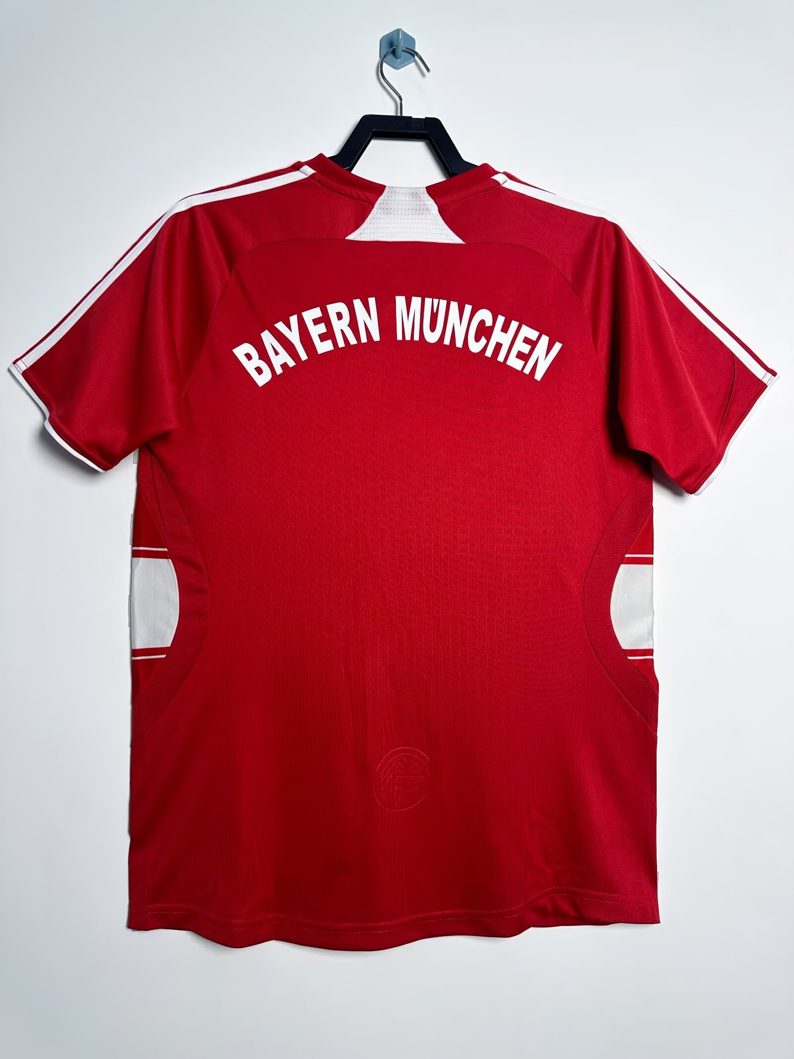 Bayern Munich 2007/08 Home Retro Jersey (Fan Version) - Image 2