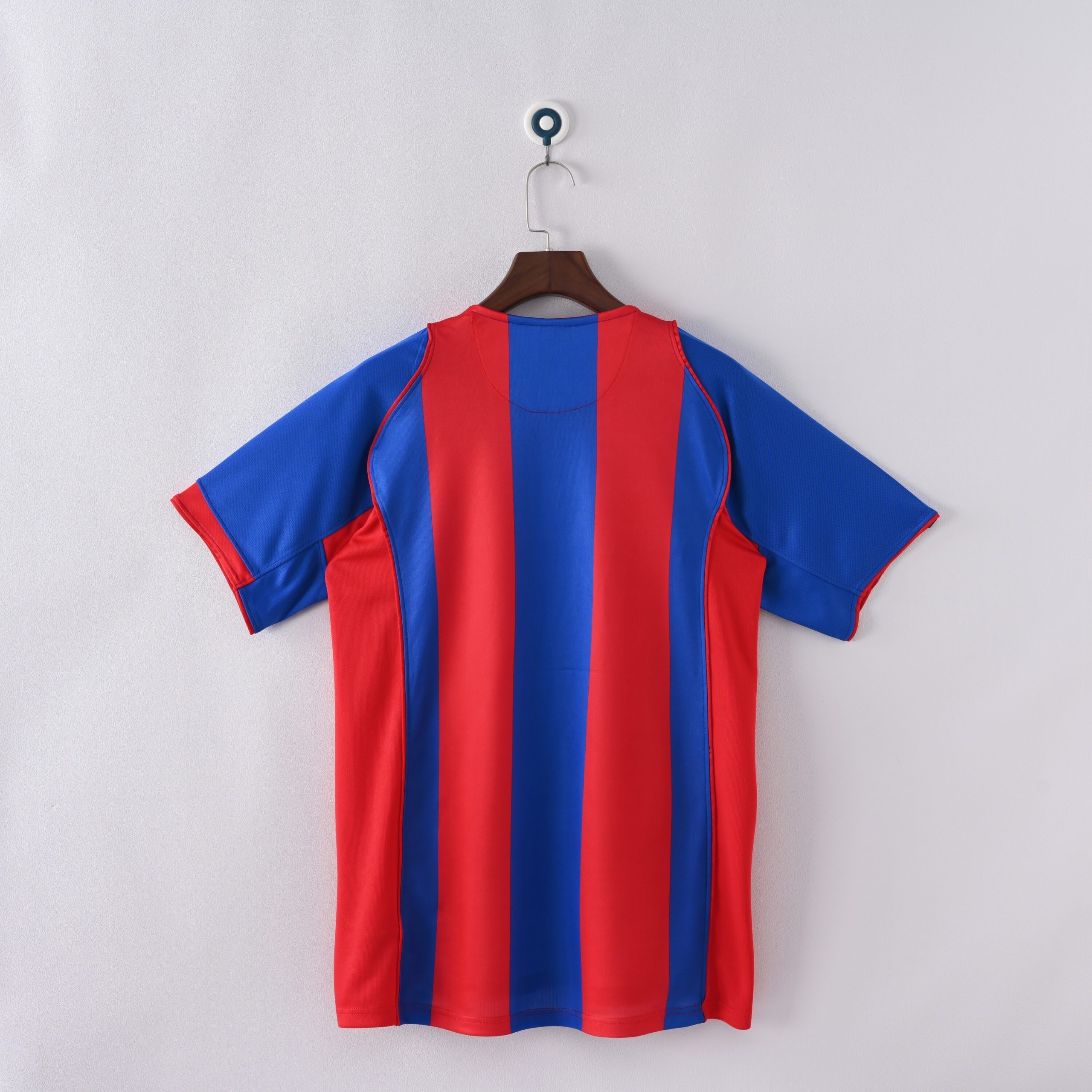 Barcelona 2004/05 Home Retro Jersey (Fan Version) - Image 2