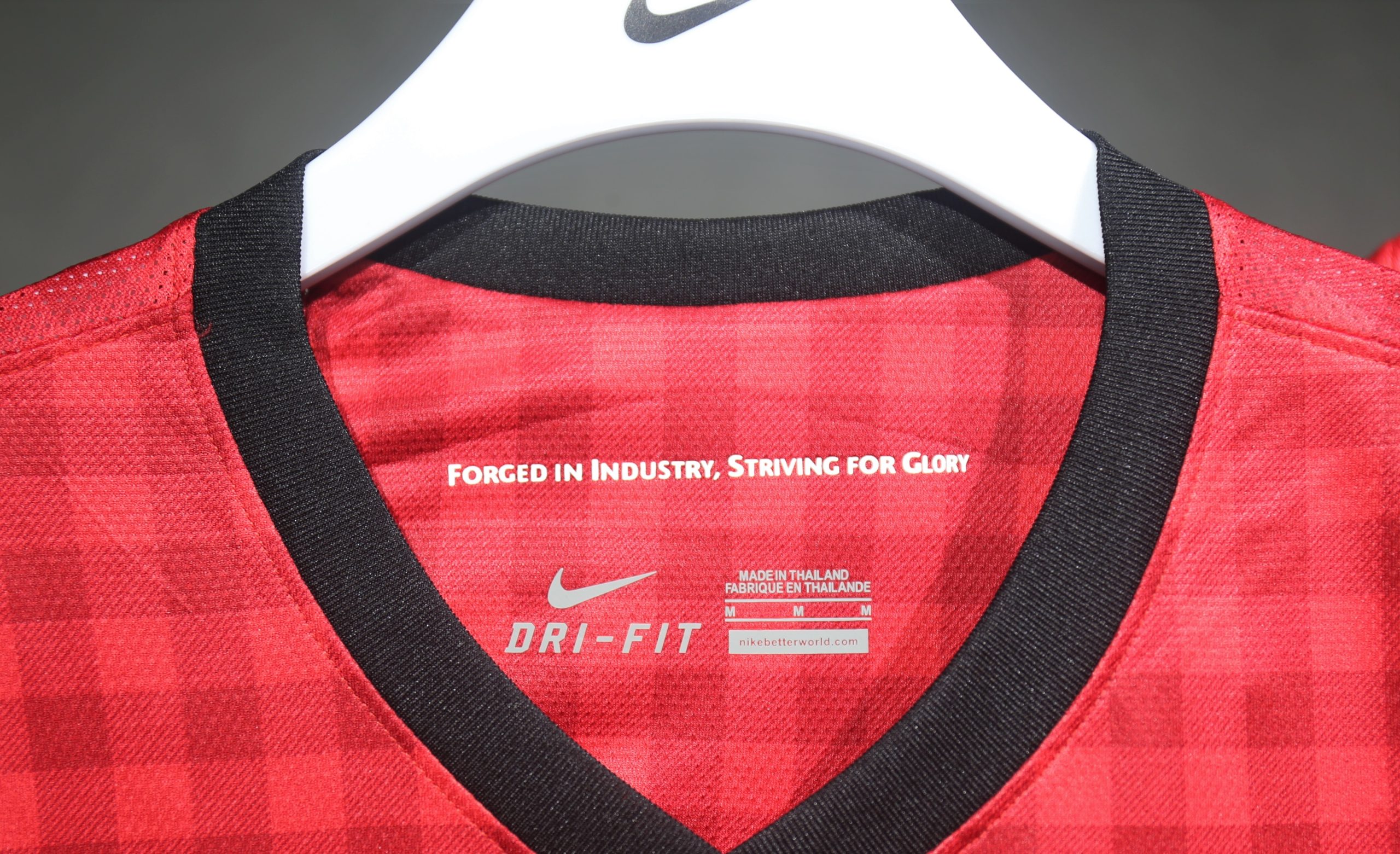 Manchester United 2012/13 Home Retro Jersey (Player Version) - Image 3