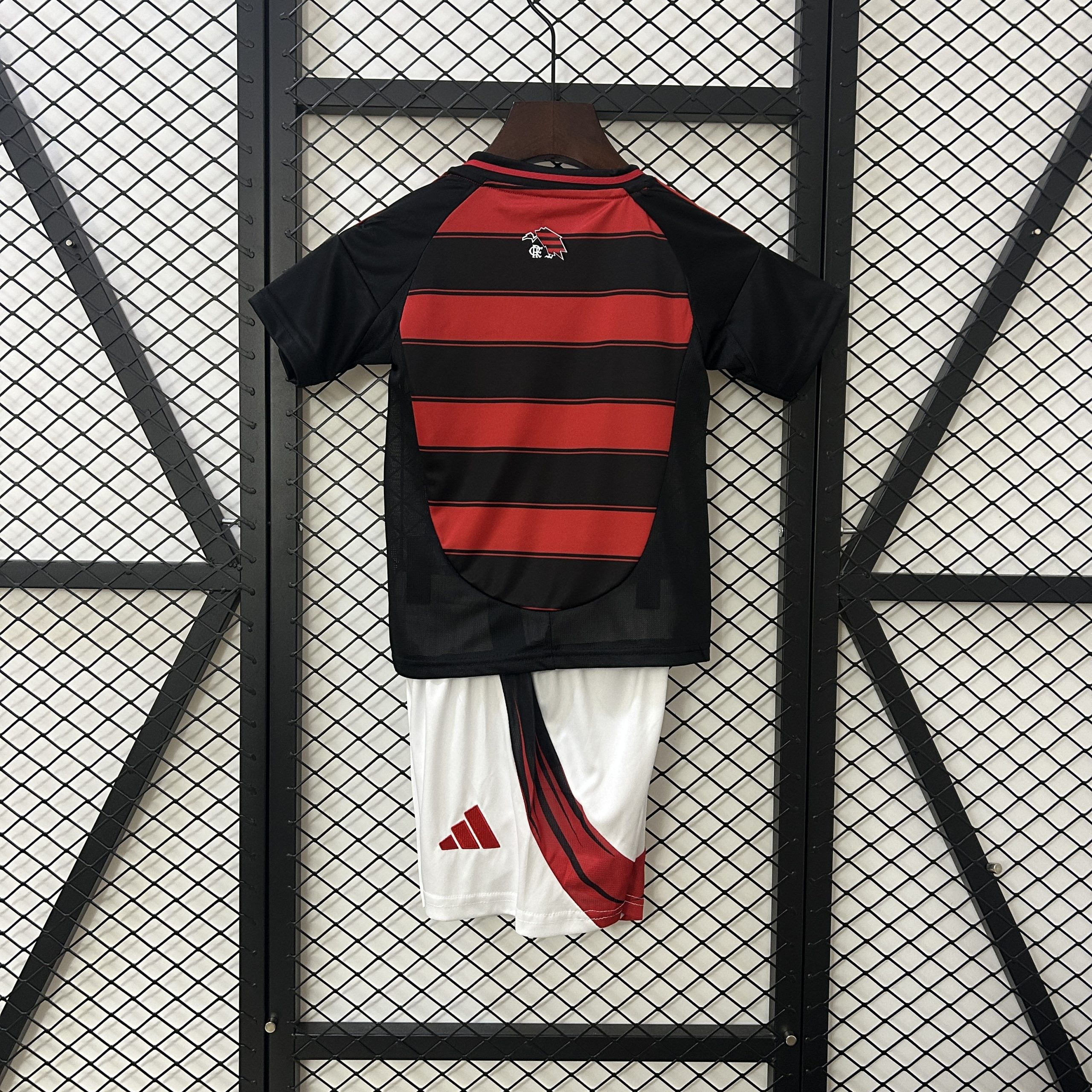 CR Flamengo 2025/26 Home Kids Kit - Image 2