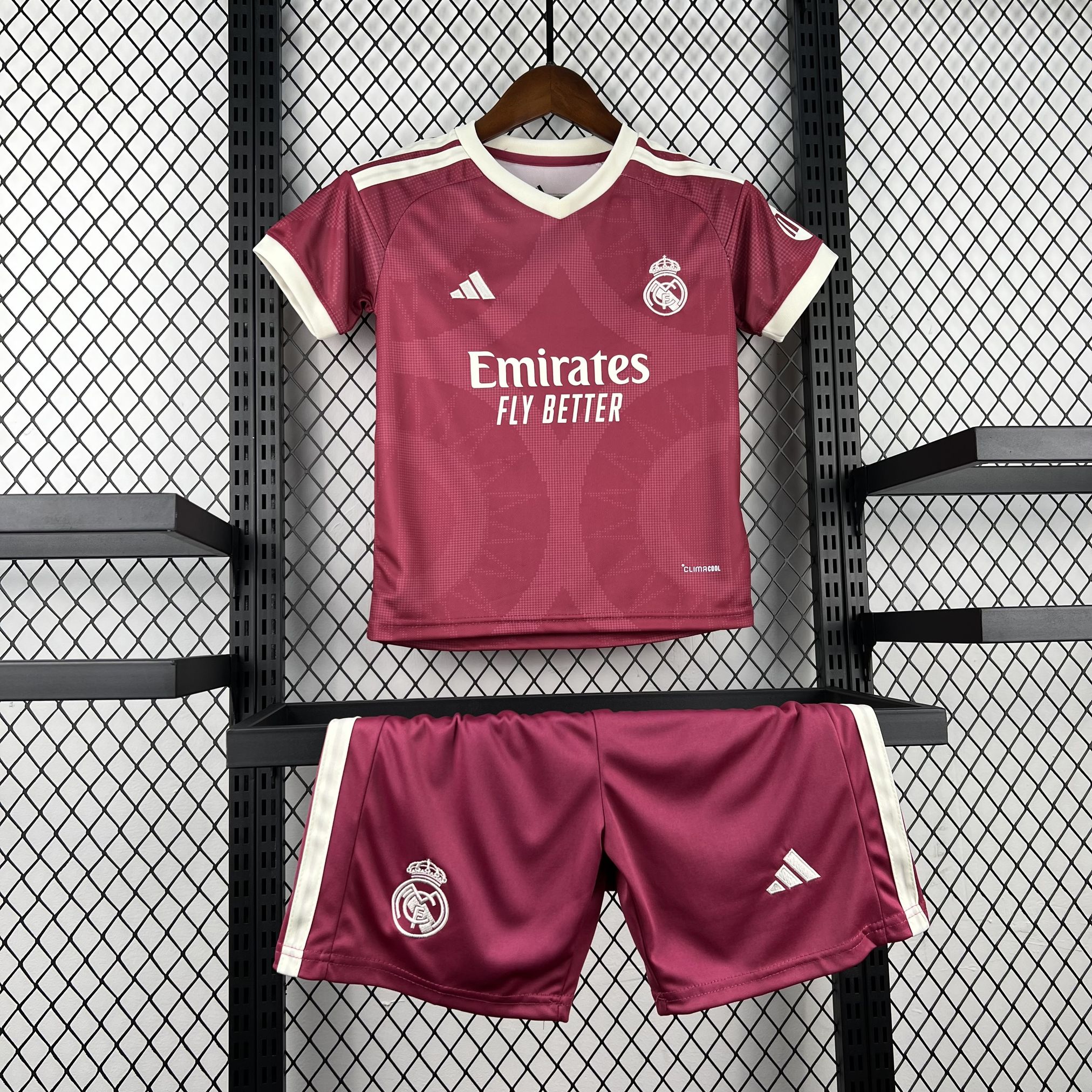 Real Madrid 2026/27 Third Kids Kit - Image 4