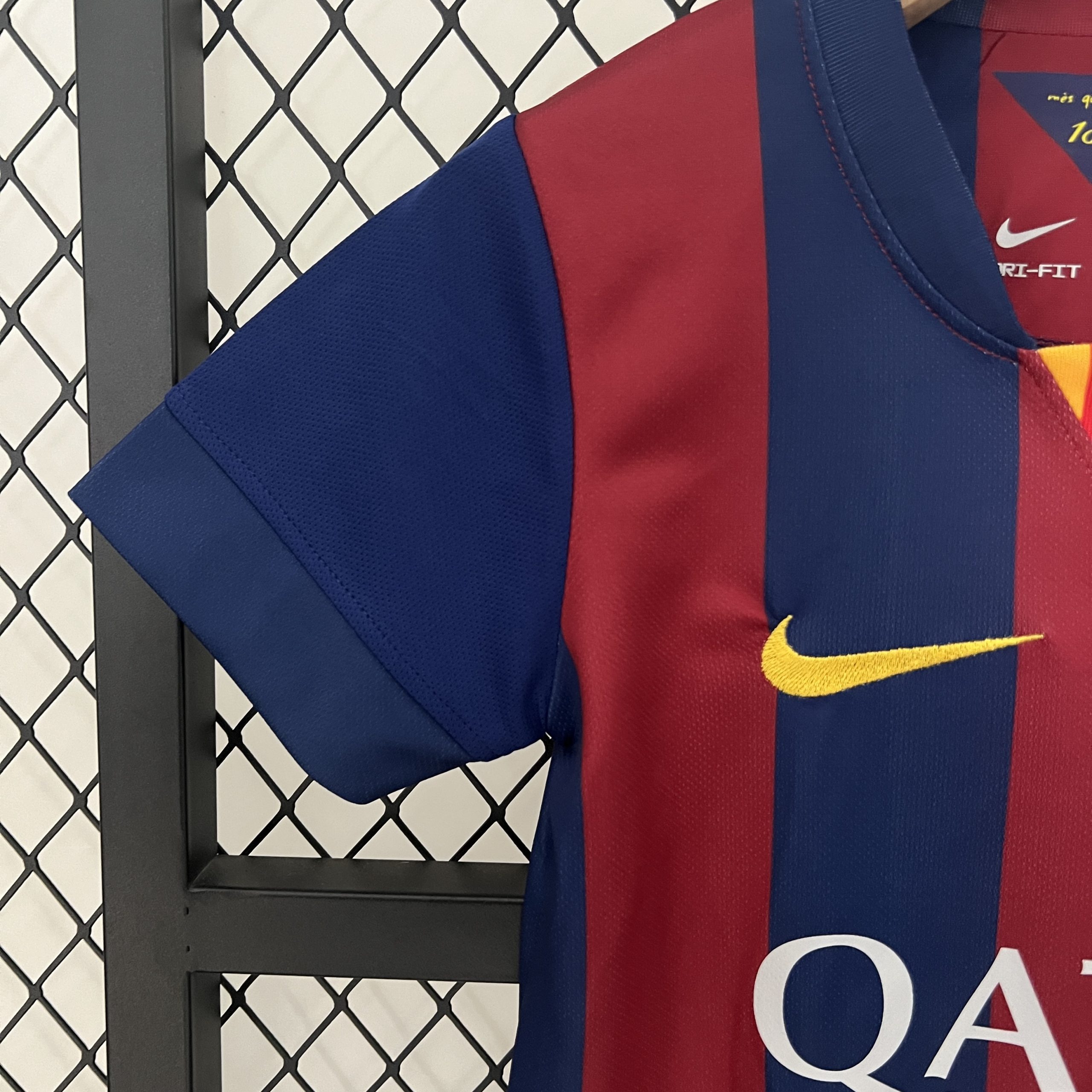 Barcelona 2014/15 Home Kids Kit - Image 3