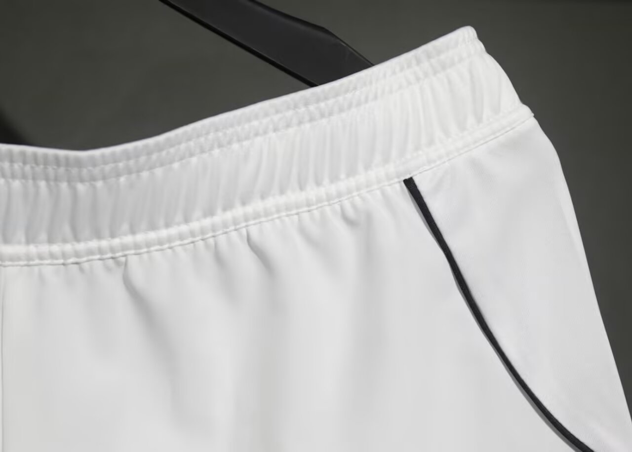 Manchester United 2025/26 Home Shorts (Player Version) - Image 5