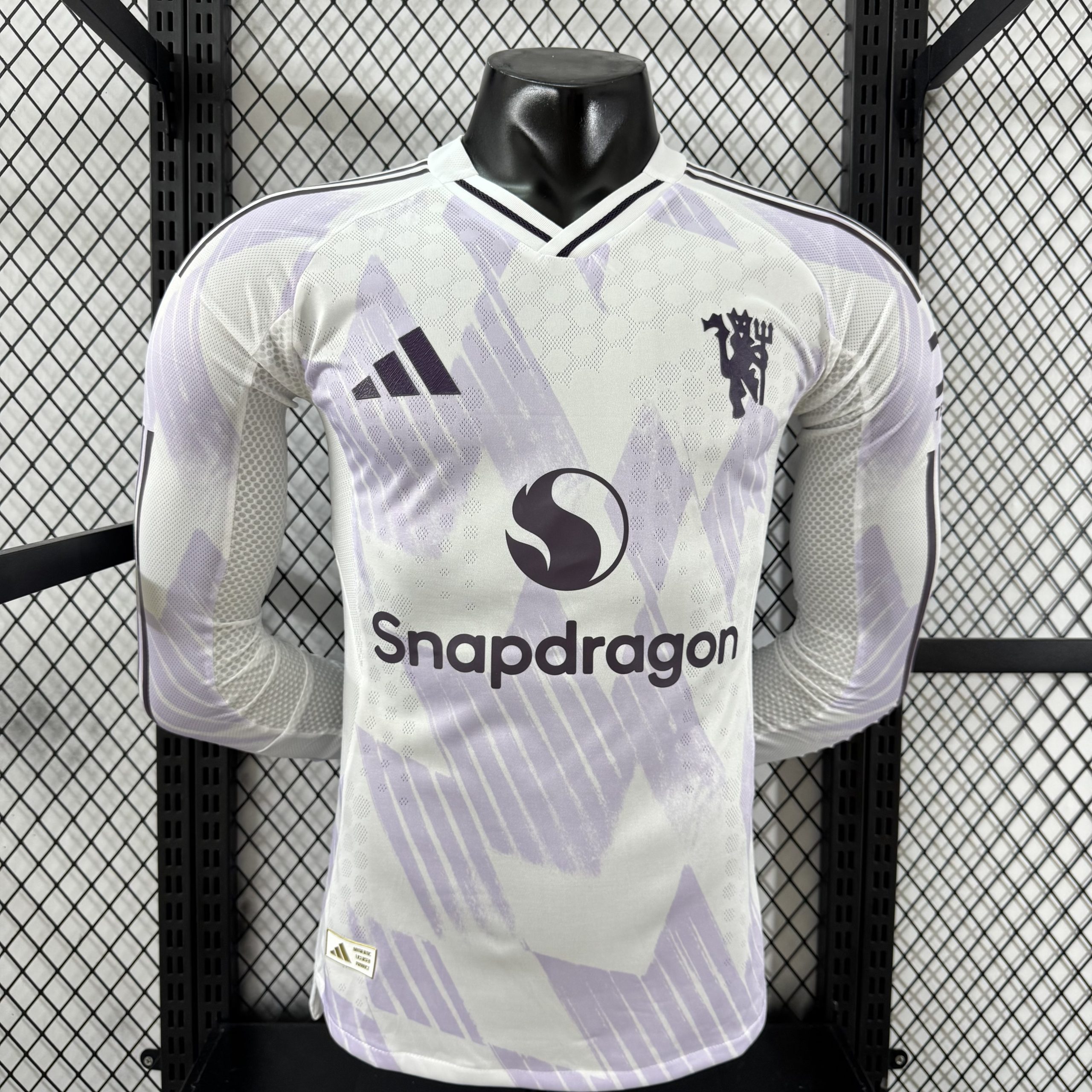 Manchester United 2025/26 Away Jersey (Player Version, Long Sleeve)